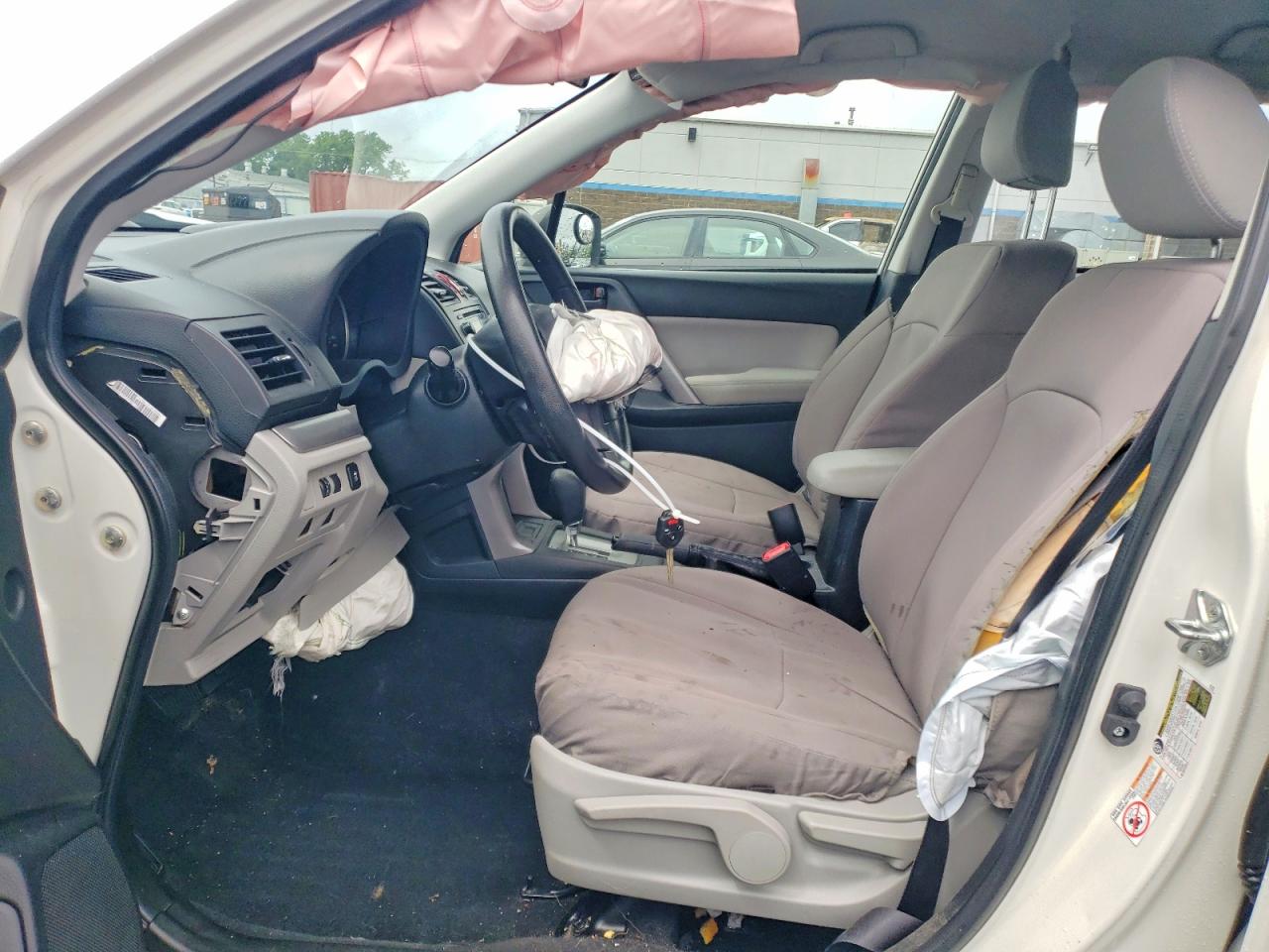 2015 Subaru Forester 2.5i White vin: JF2SJABC0FH496528