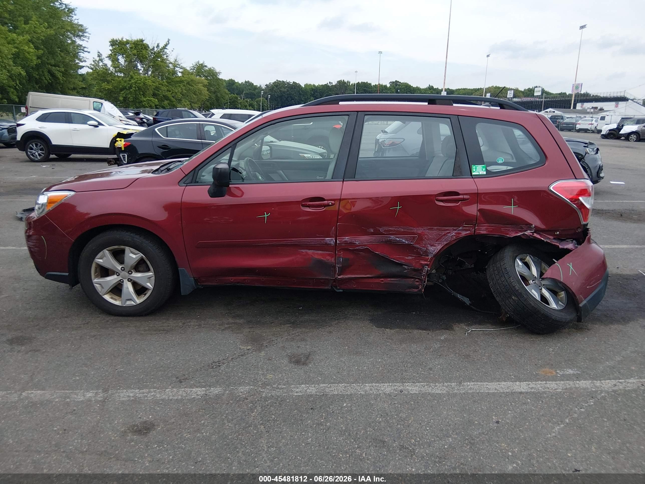 2015 Subaru Forester 2.5i Red vin: JF2SJABC0FH816771