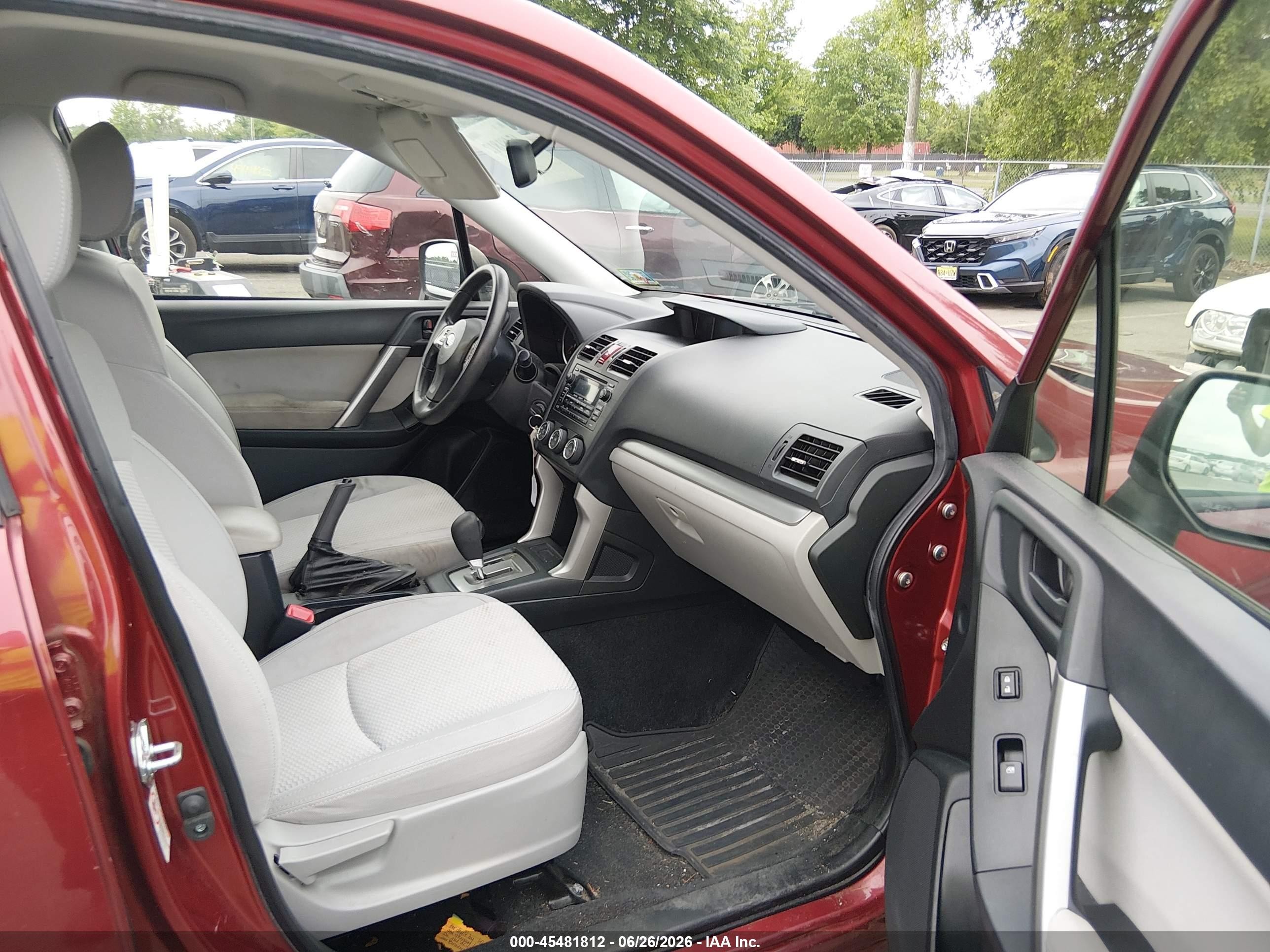 2015 Subaru Forester 2.5i Red vin: JF2SJABC0FH816771