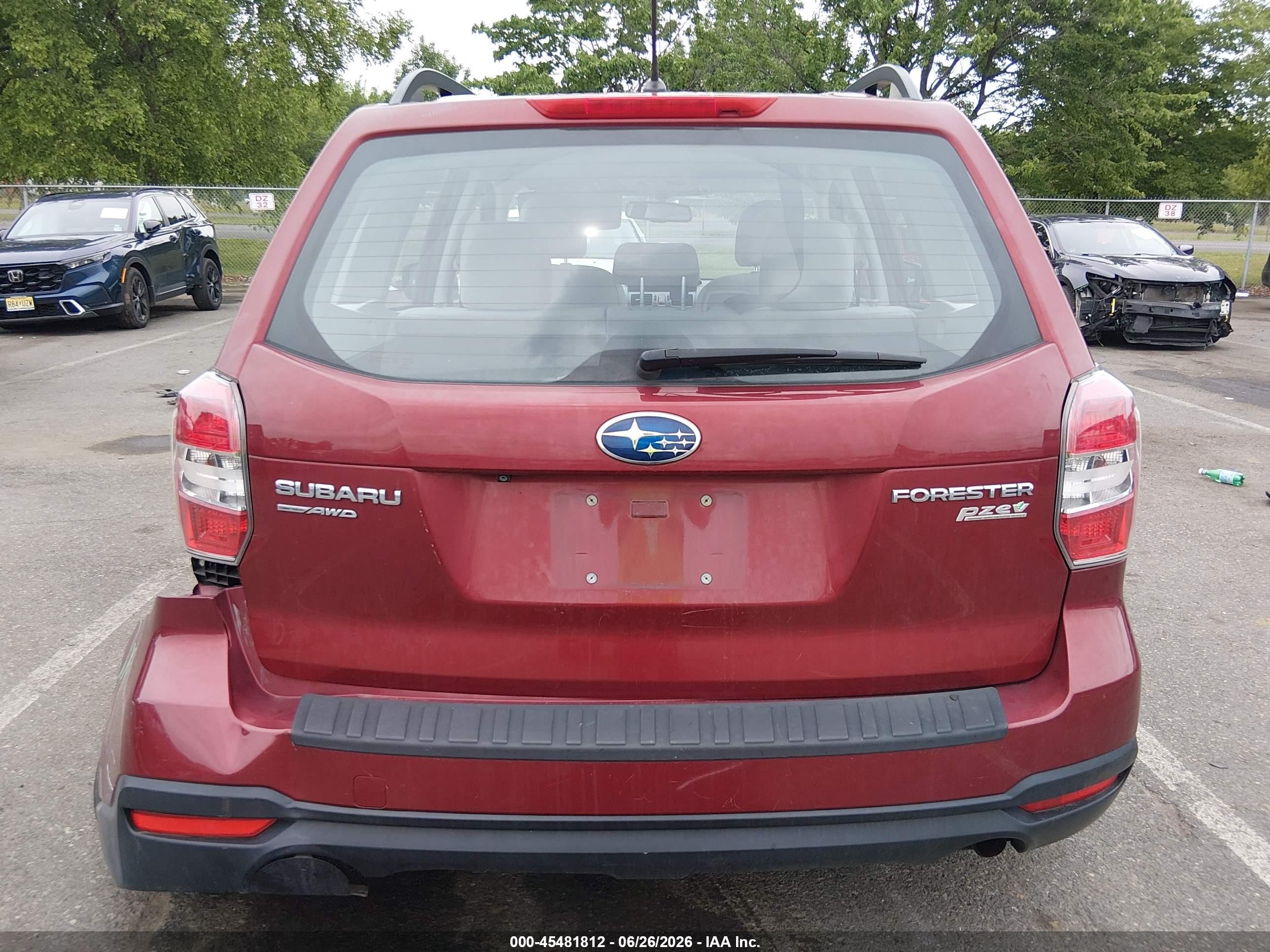 2015 Subaru Forester 2.5i Red vin: JF2SJABC0FH816771