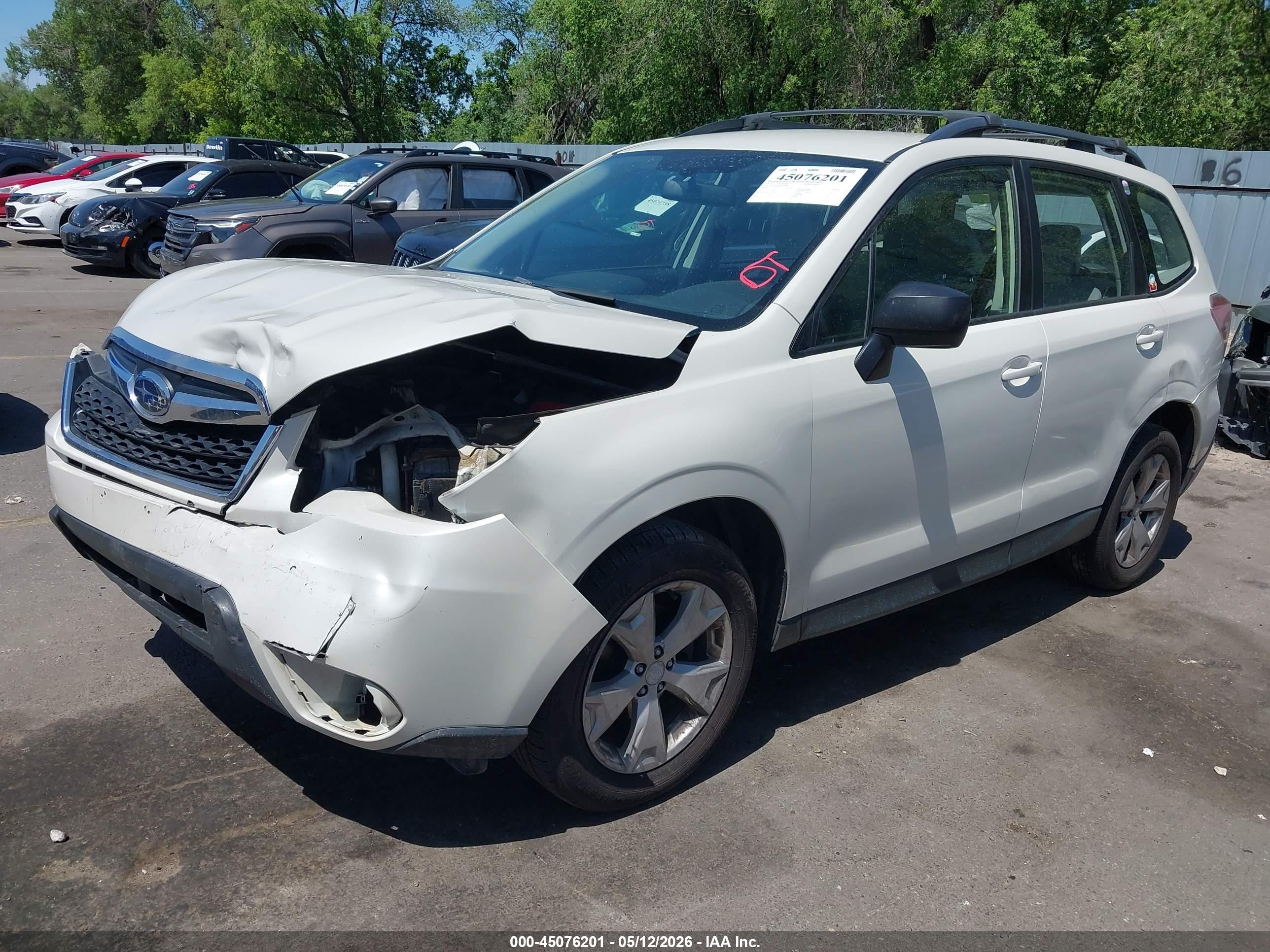 2015 Subaru Forester 2.5i Белый vin: JF2SJABC0FH817080