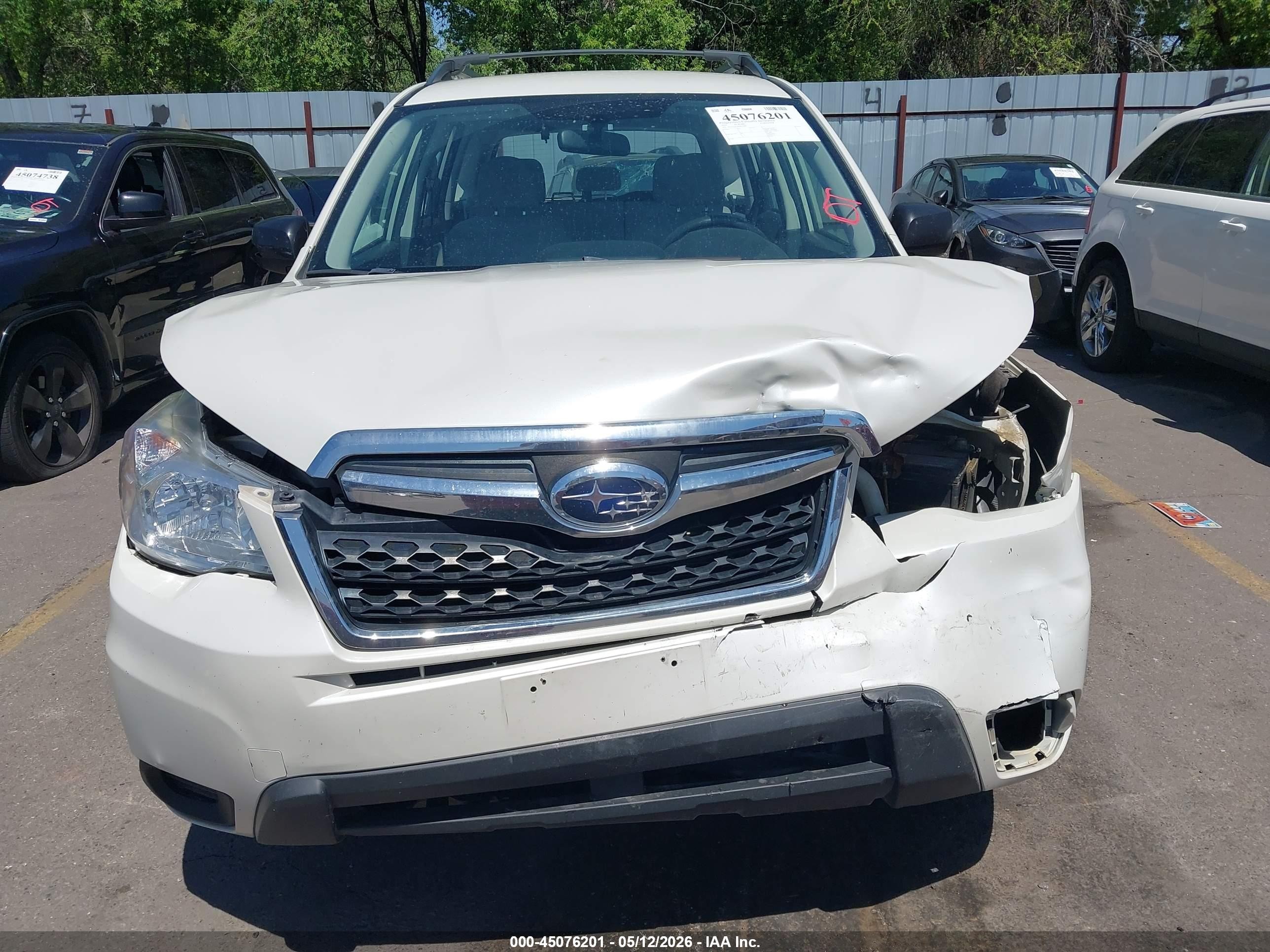 2015 Subaru Forester 2.5i Белый vin: JF2SJABC0FH817080