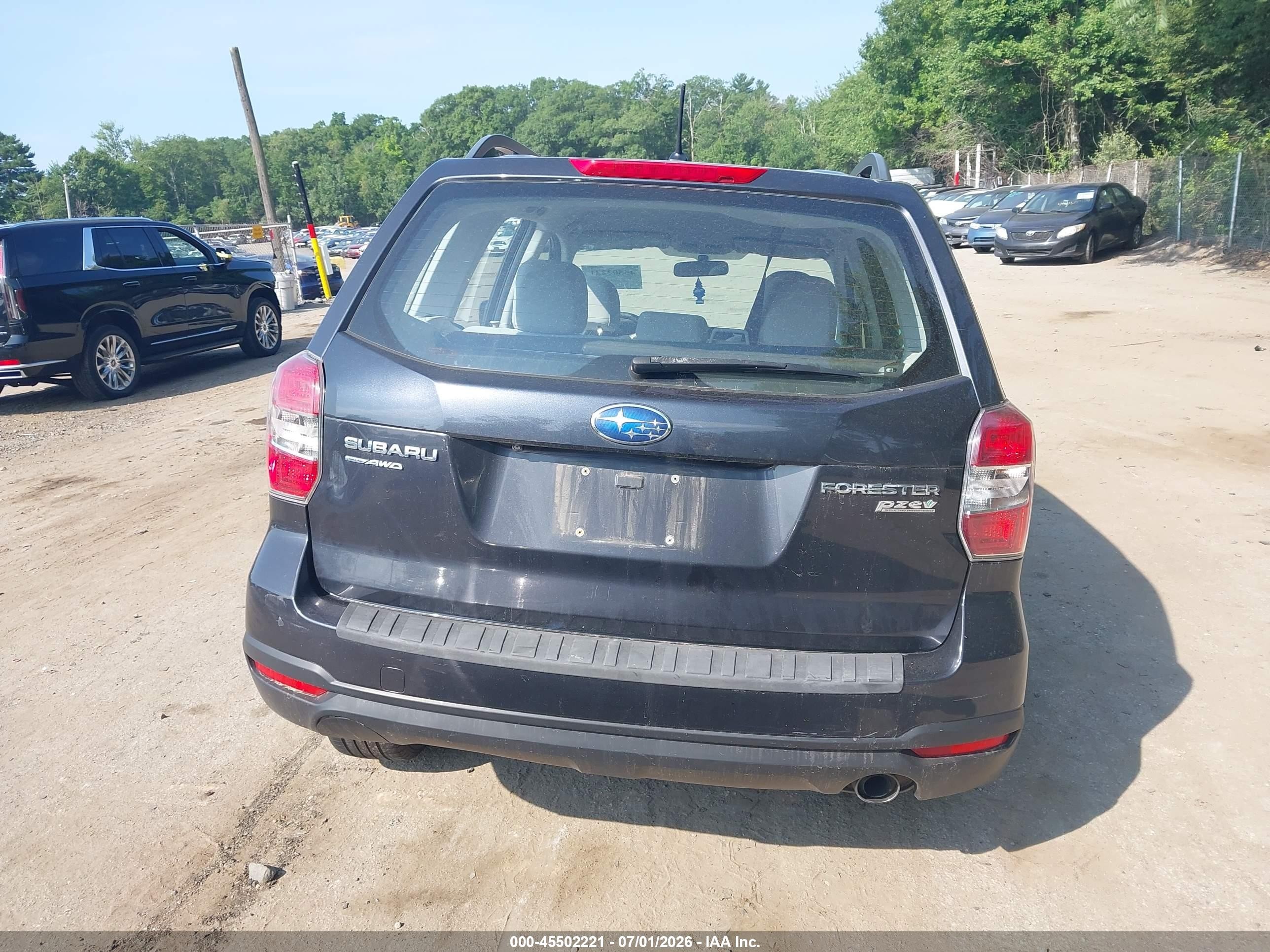 2015 Subaru Forester 2.5i Gray vin: JF2SJABC1FH437049