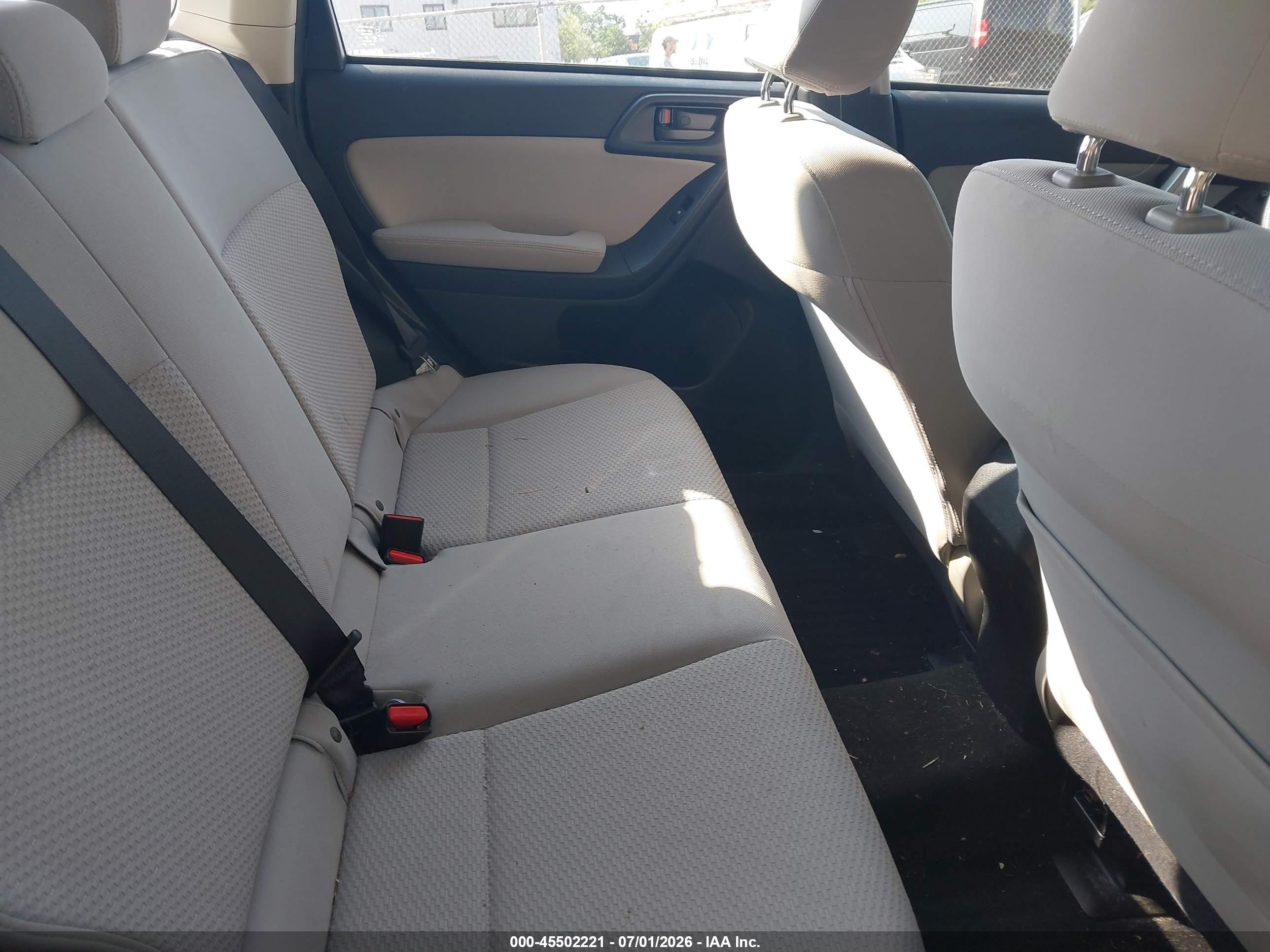 2015 Subaru Forester 2.5i Gray vin: JF2SJABC1FH437049