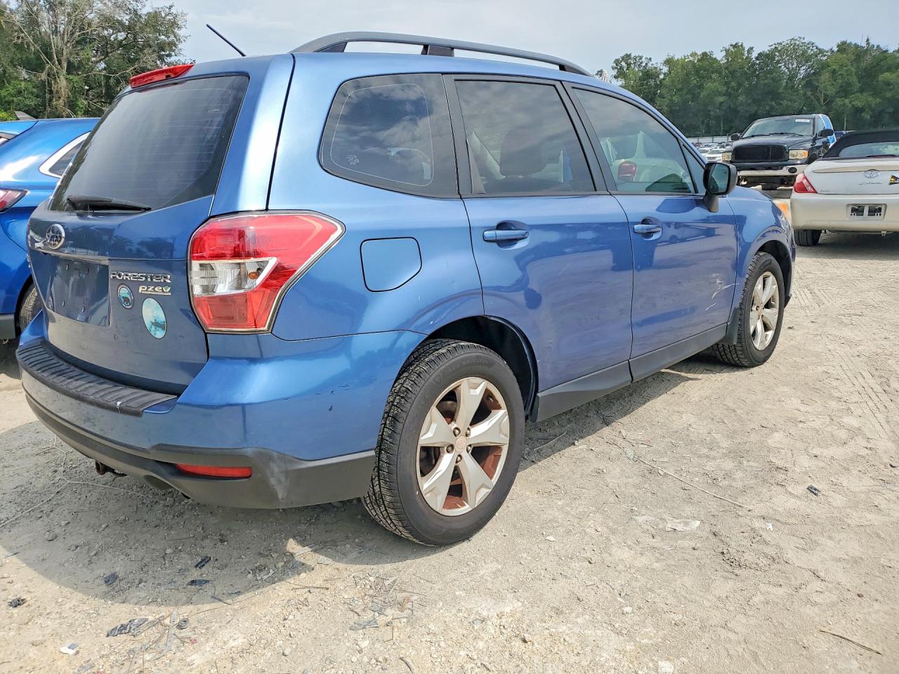 2015 Subaru Forester 2.5i Blue vin: JF2SJABC1FH440839