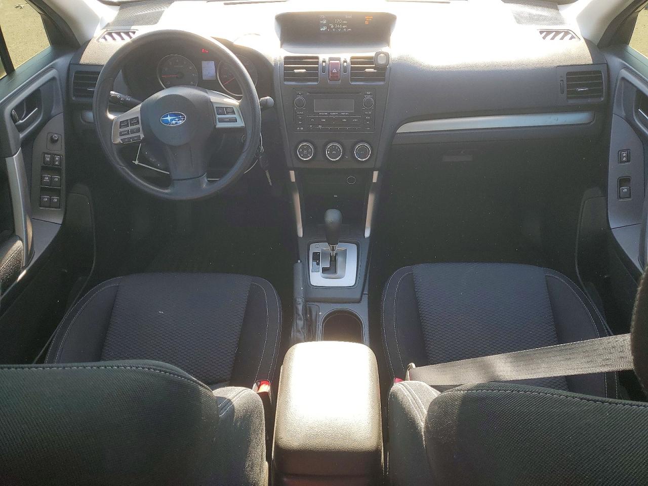 2015 Subaru Forester 2.5i Серебряный vin: JF2SJABC1FH555232
