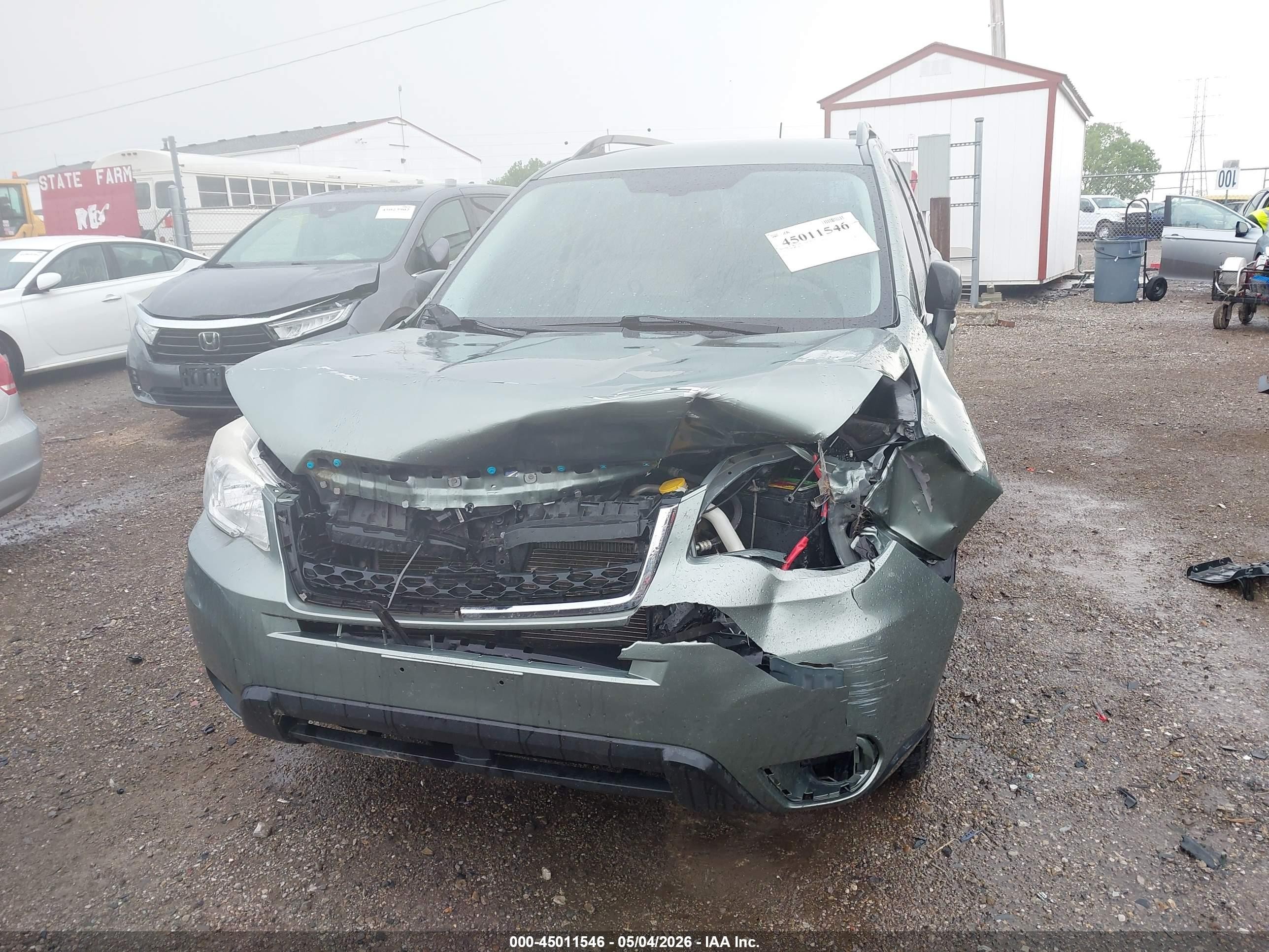 2015 Subaru Forester 2.5i Зеленый vin: JF2SJABC1FH575688
