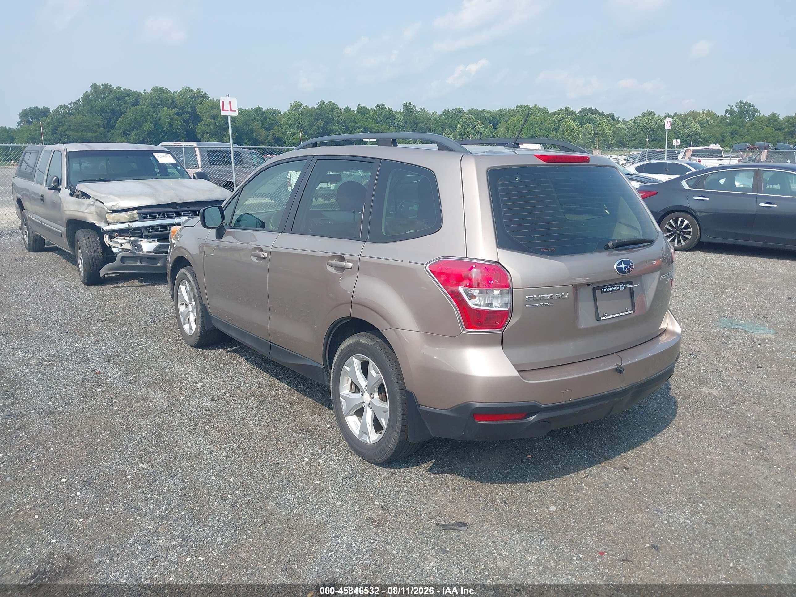 2015 Subaru Forester 2.5i Бежевый vin: JF2SJABC1FH595391