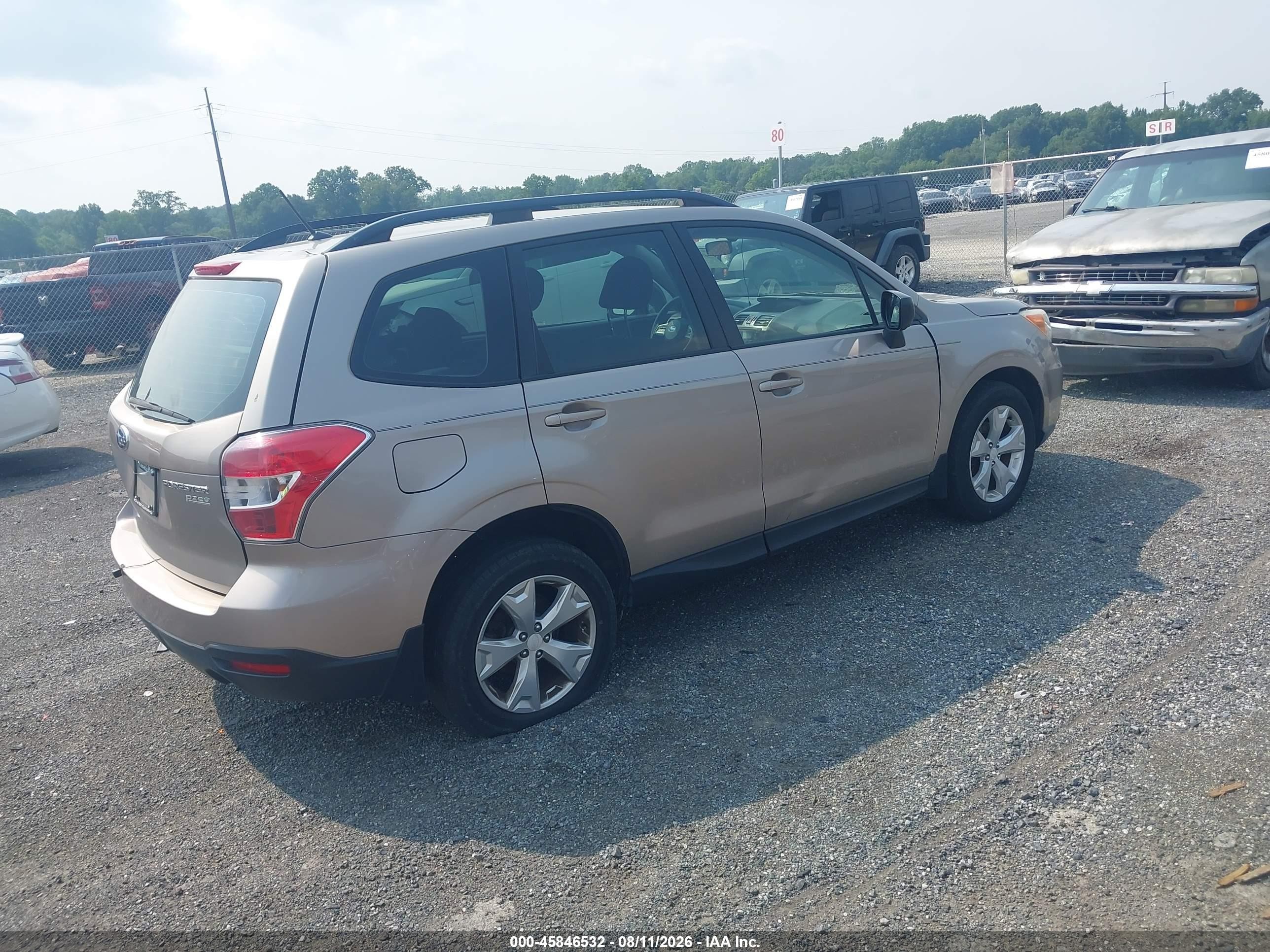2015 Subaru Forester 2.5i Бежевый vin: JF2SJABC1FH595391