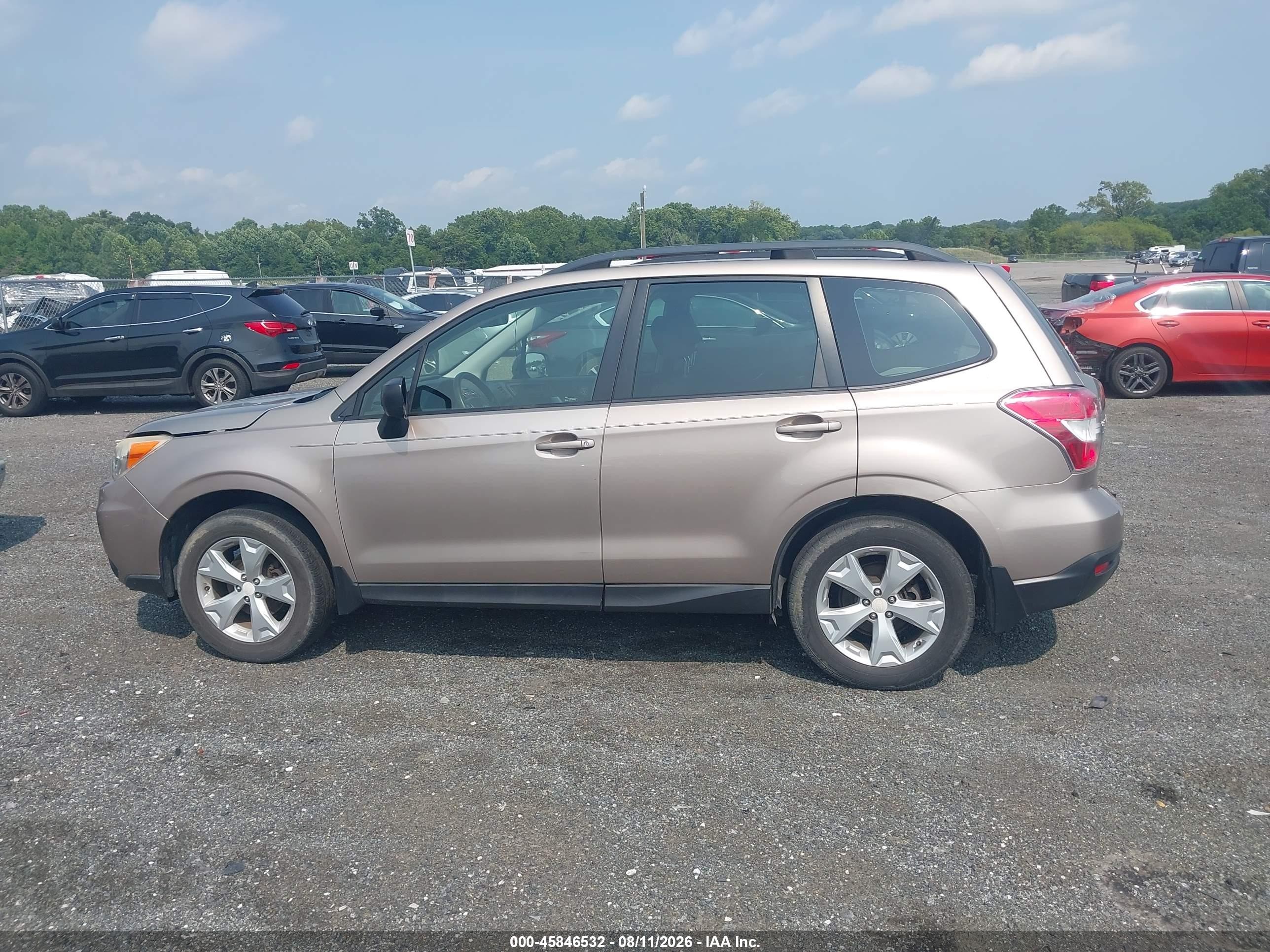 2015 Subaru Forester 2.5i Бежевый vin: JF2SJABC1FH595391