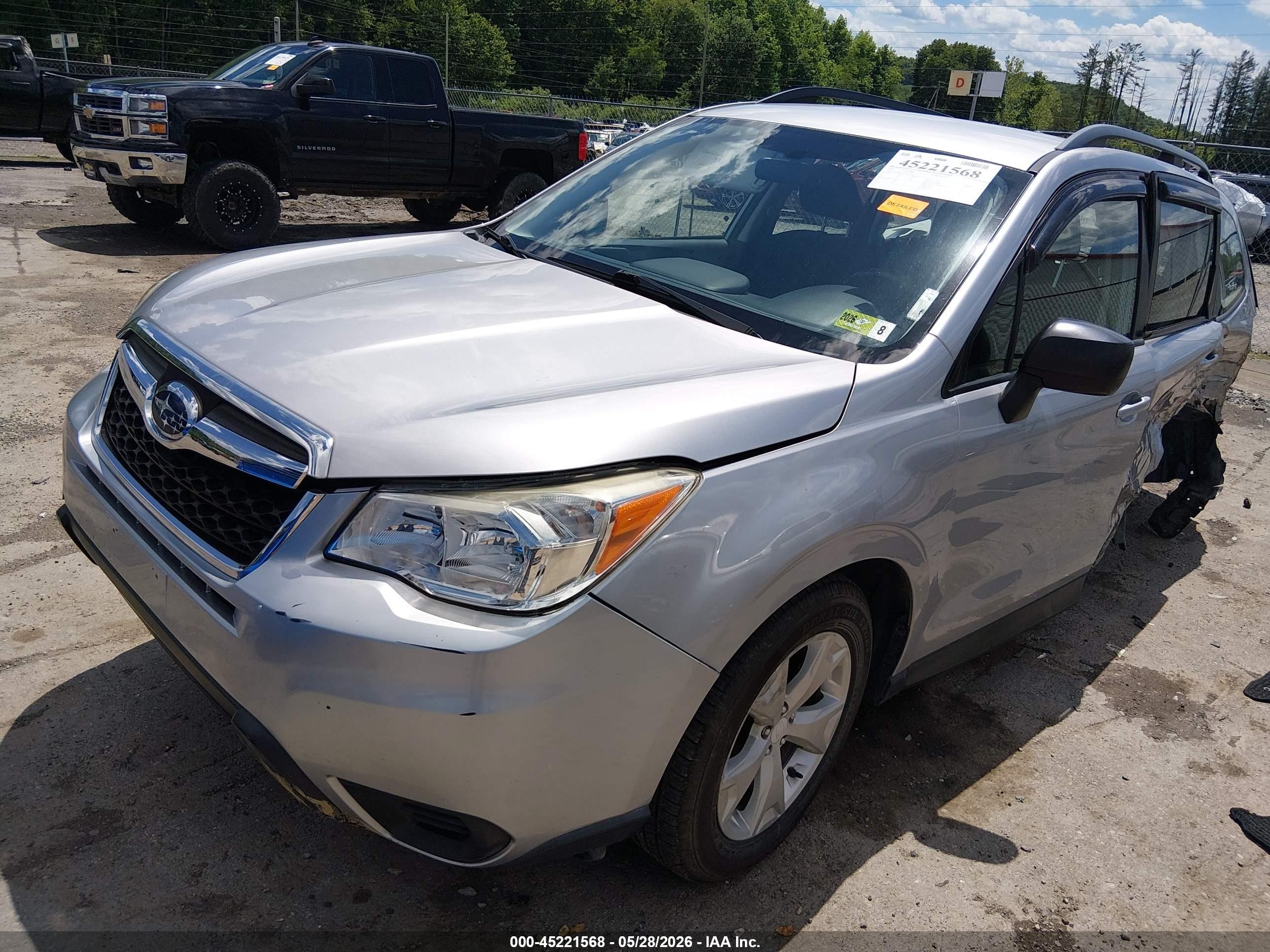 2015 Subaru Forester 2.5i Серебряный vin: JF2SJABC1FH821476