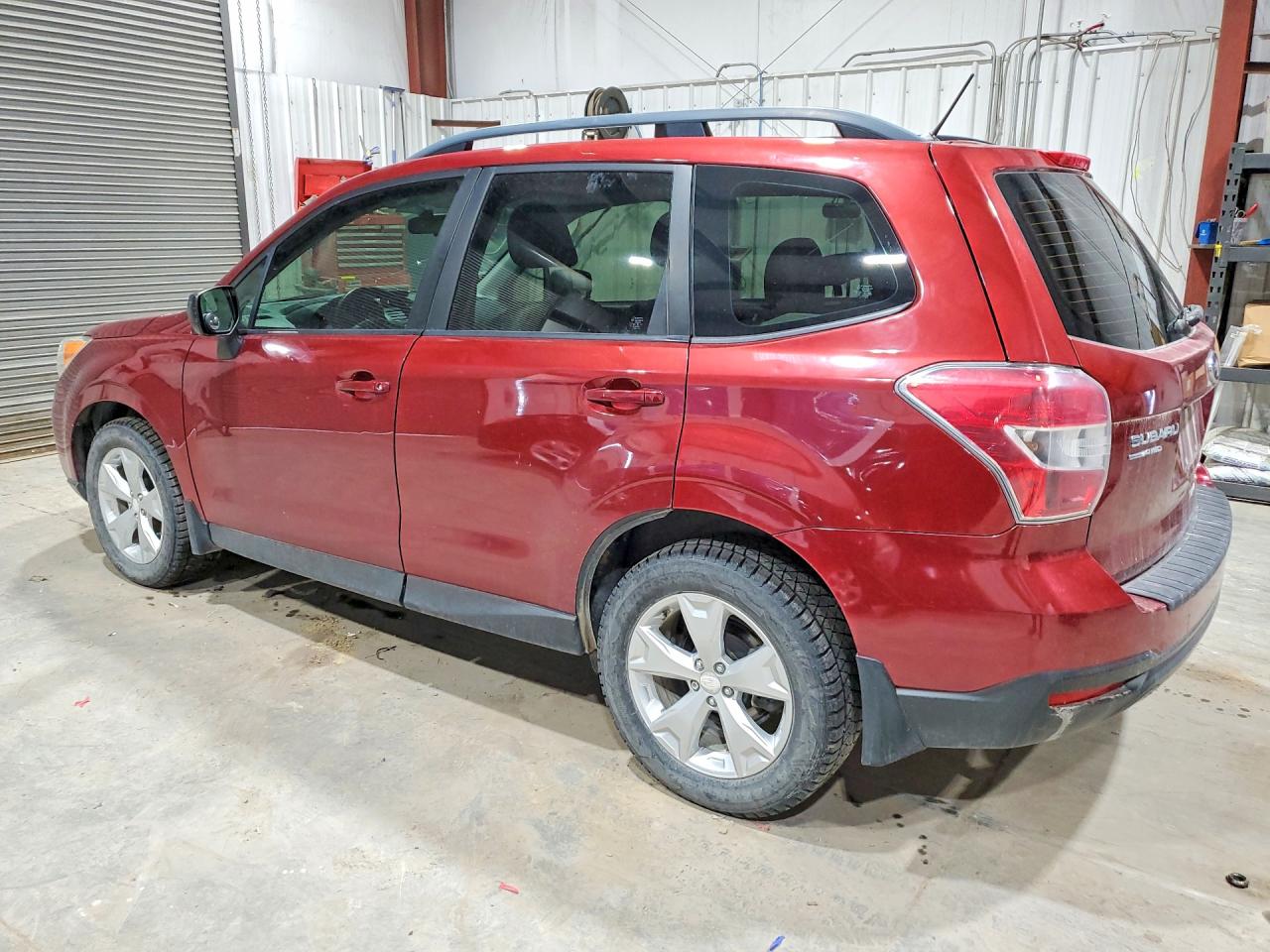 2015 Subaru Forester 2.5i Burgundy vin: JF2SJABC1FH825284