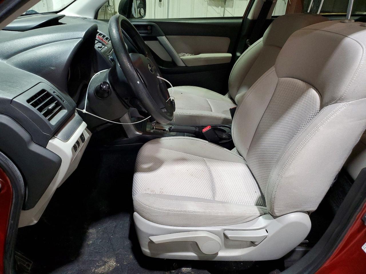 2015 Subaru Forester 2.5i Burgundy vin: JF2SJABC1FH825284