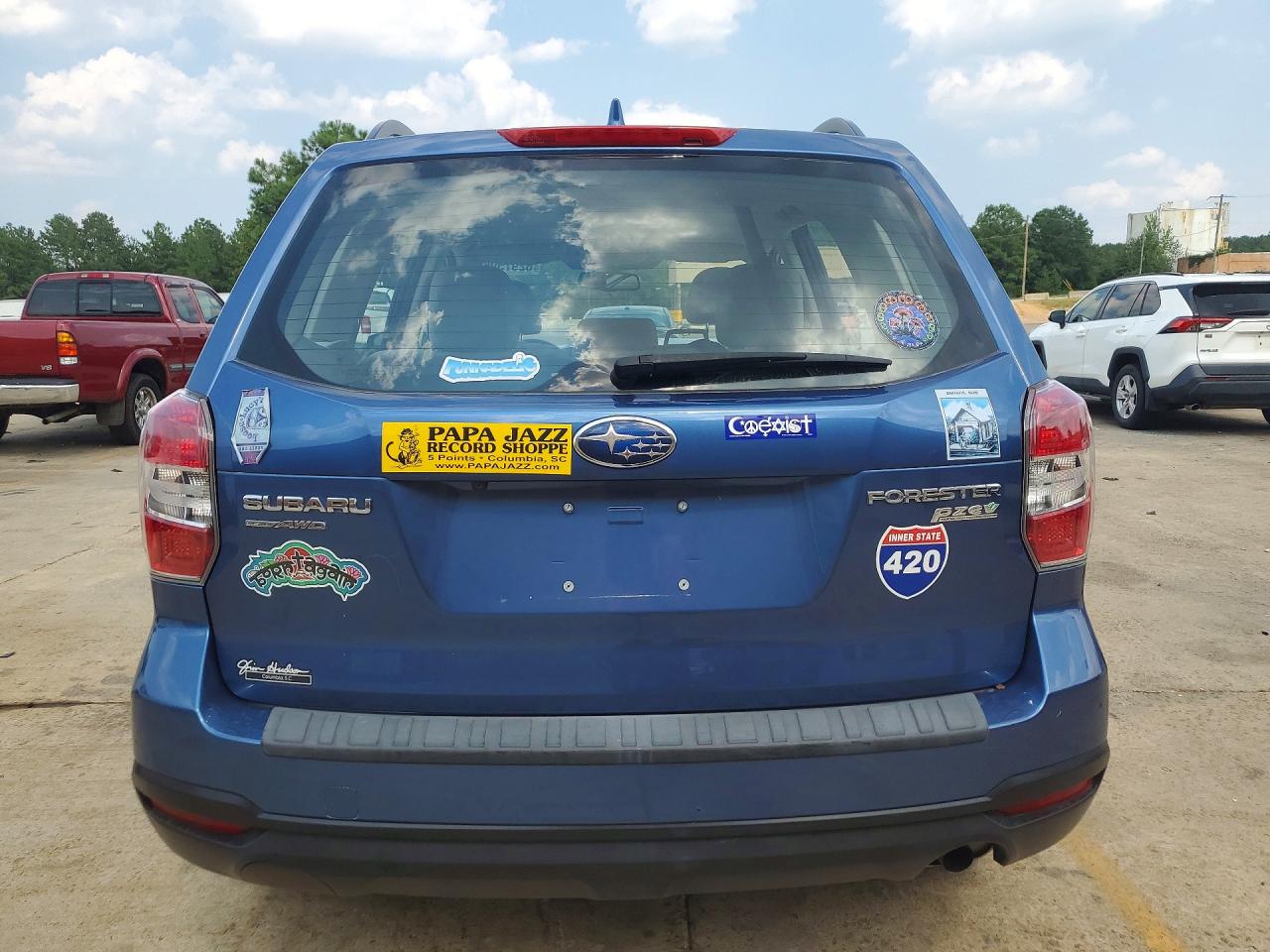 2016 Subaru Forester 2.5i Blue vin: JF2SJABC1GH496653