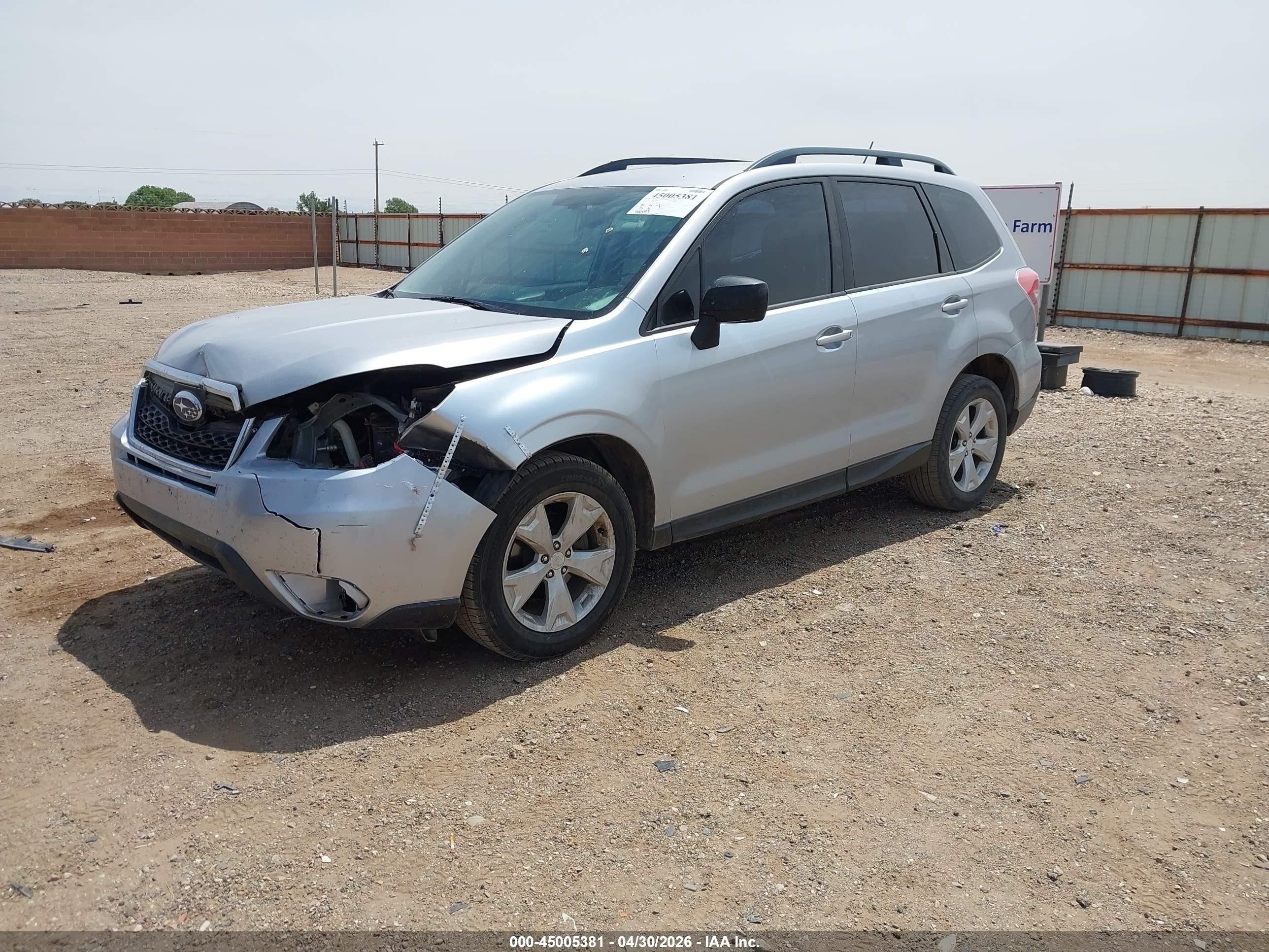 2015 Subaru Forester 2.5i Silver vin: JF2SJABC2FH518433