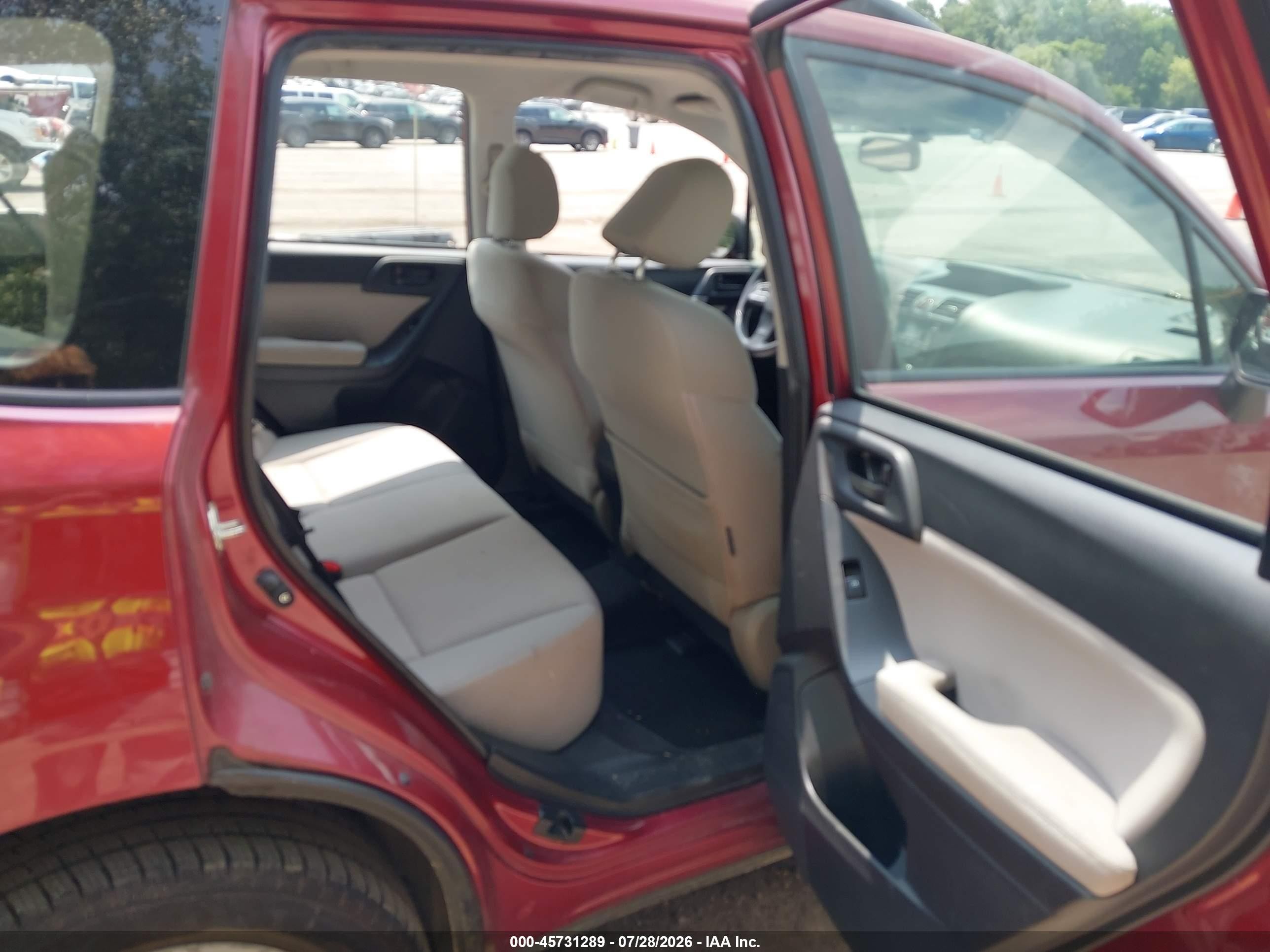 2015 Subaru Forester 2.5i Maroon vin: JF2SJABC2FH548354
