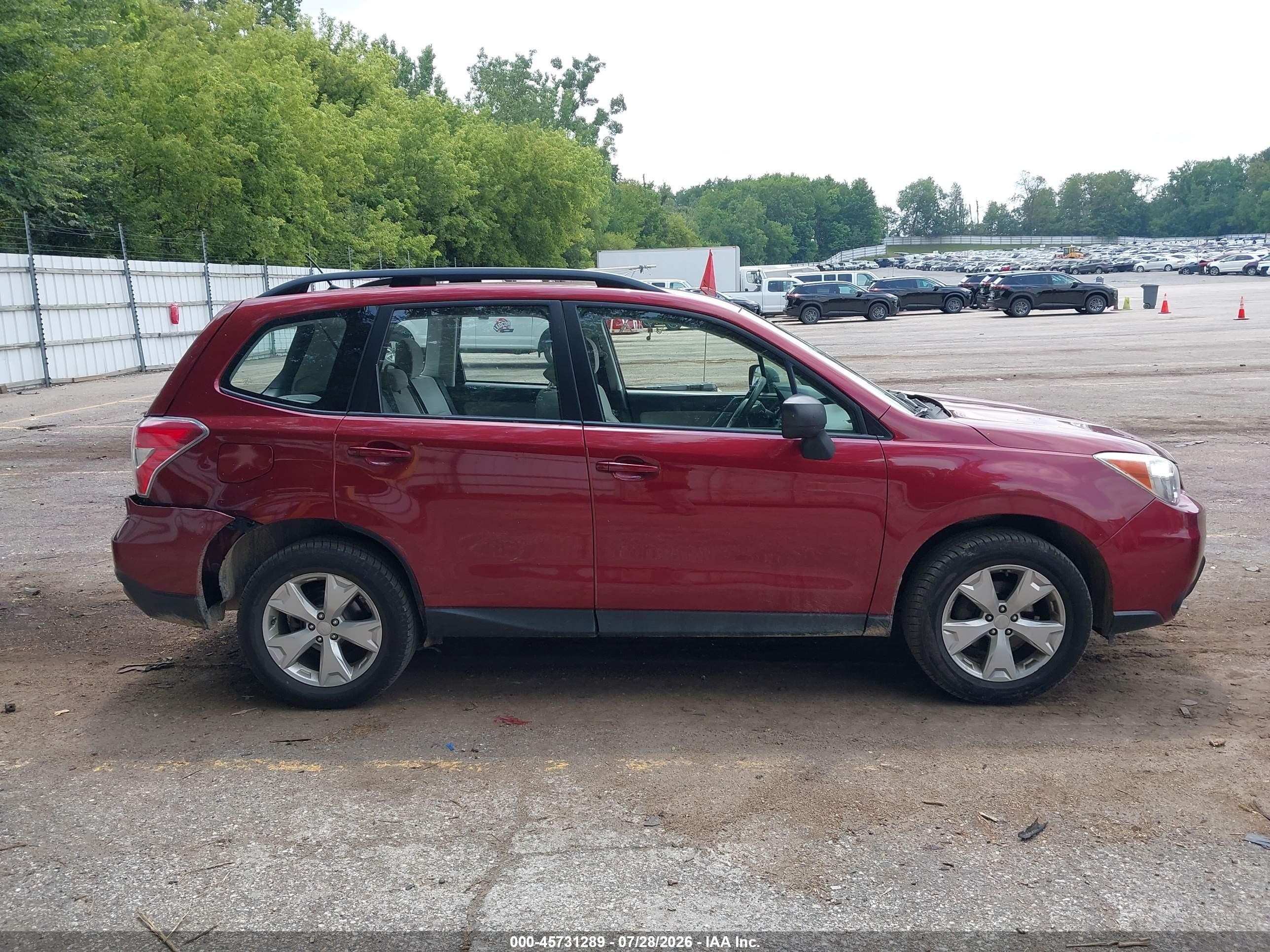 2015 Subaru Forester 2.5i Maroon vin: JF2SJABC2FH548354