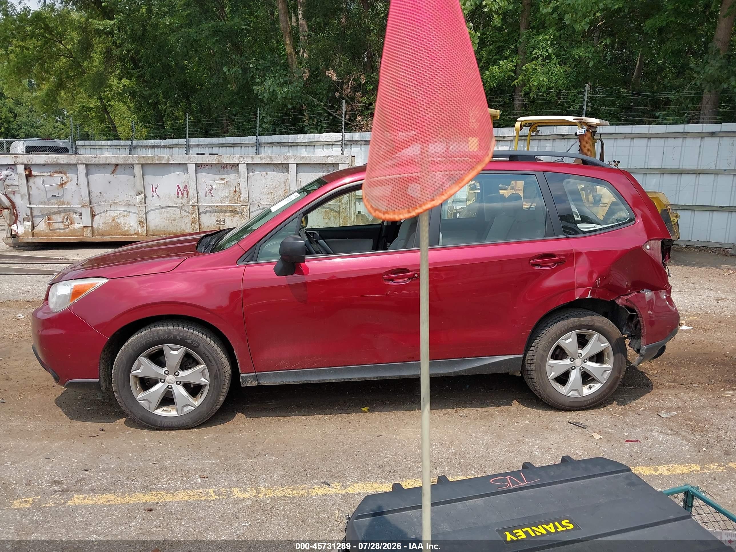 2015 Subaru Forester 2.5i Maroon vin: JF2SJABC2FH548354