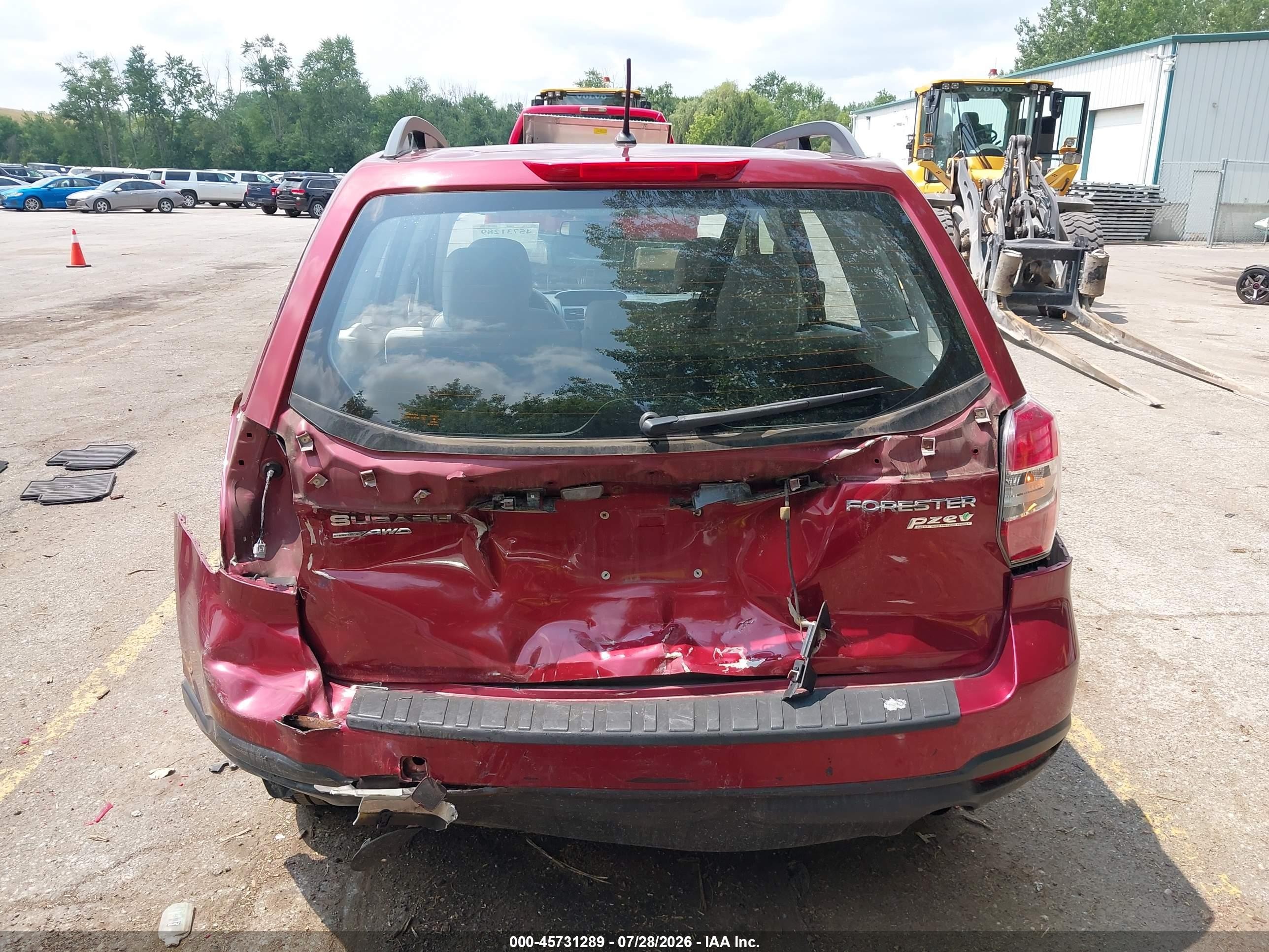 2015 Subaru Forester 2.5i Maroon vin: JF2SJABC2FH548354