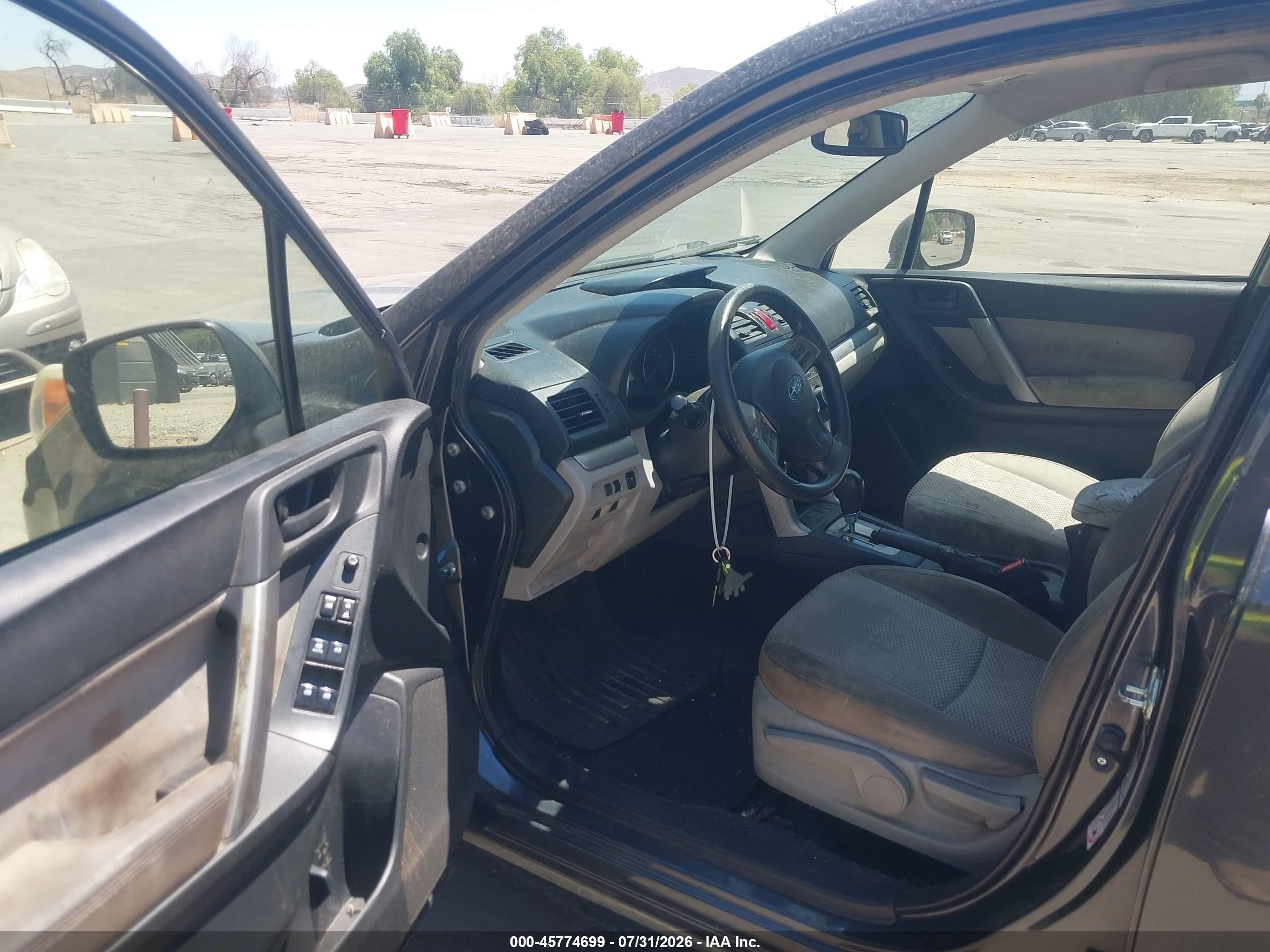 2015 Subaru Forester 2.5i Серый vin: JF2SJABC2FH565591