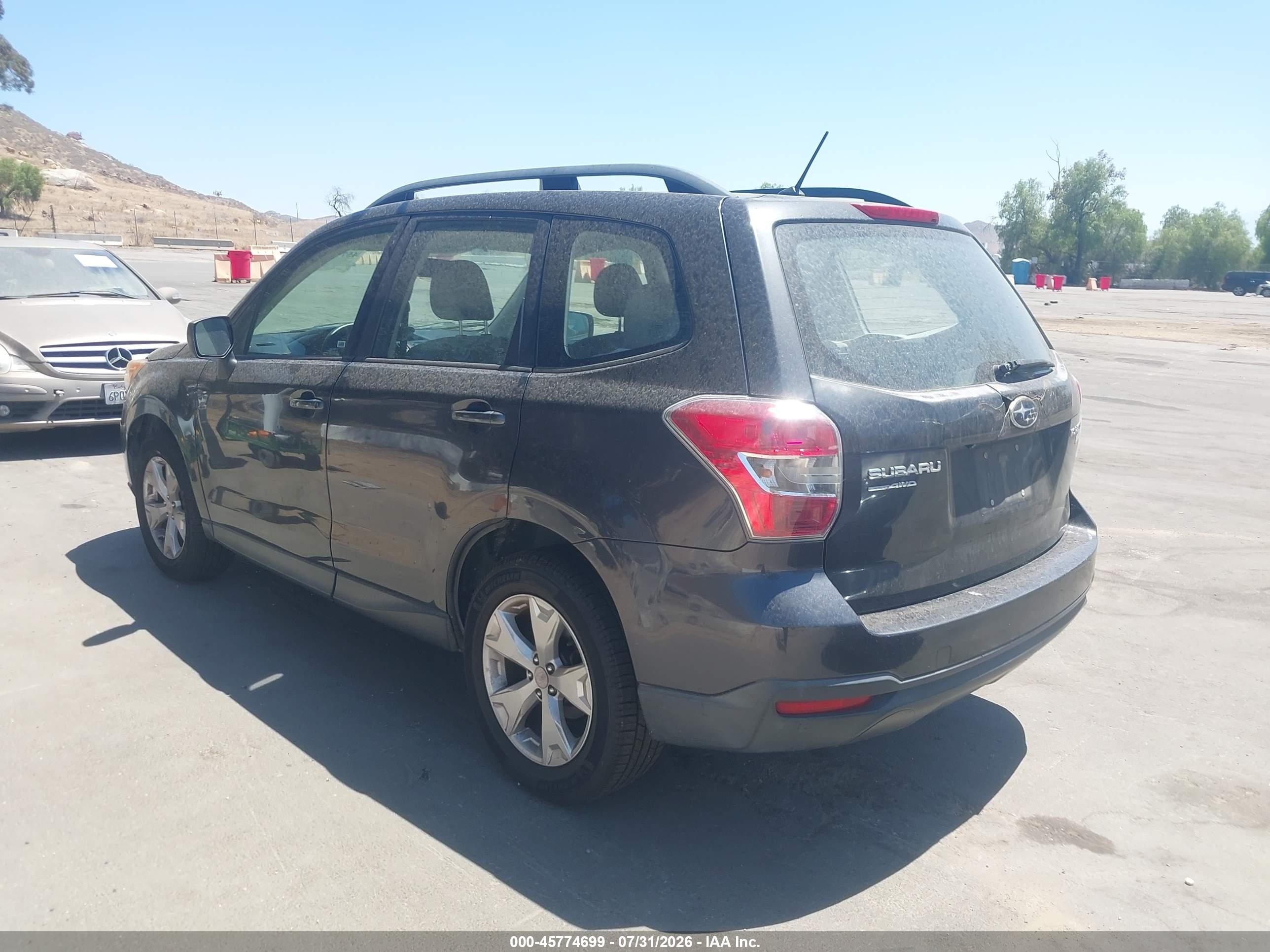 2015 Subaru Forester 2.5i Серый vin: JF2SJABC2FH565591