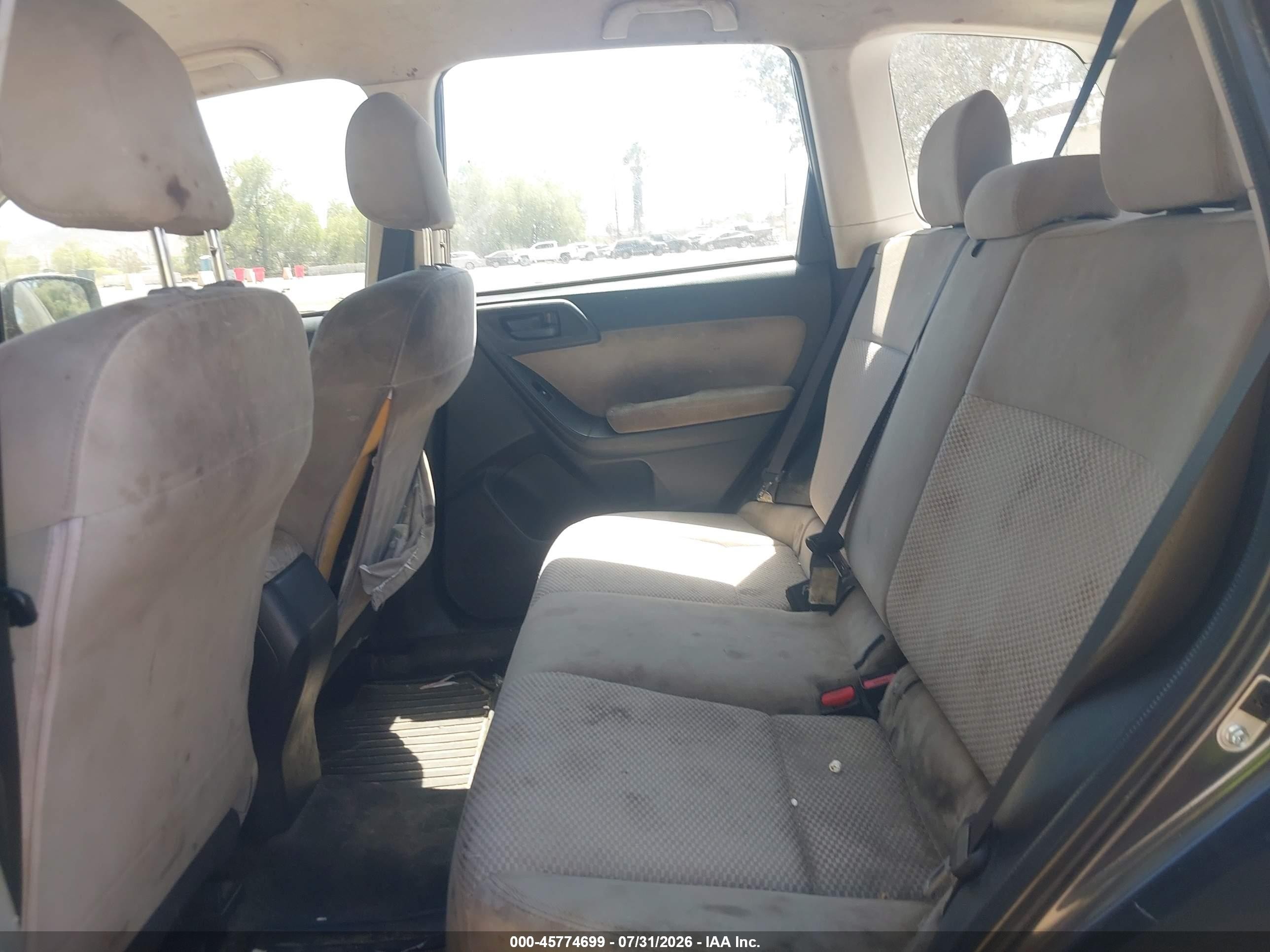 2015 Subaru Forester 2.5i Серый vin: JF2SJABC2FH565591