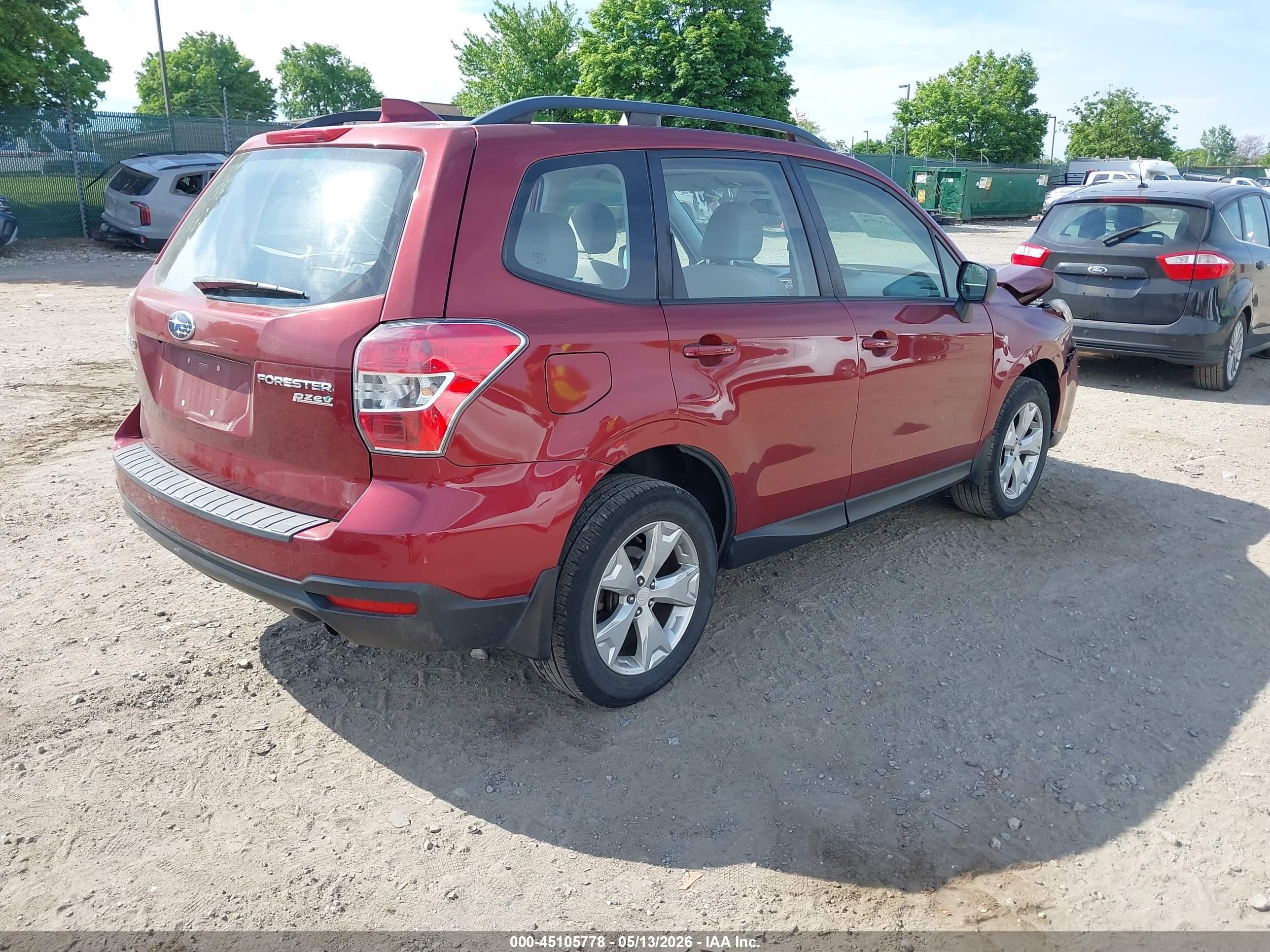 2016 Subaru Forester 2.5i Burgundy vin: JF2SJABC2GH567858