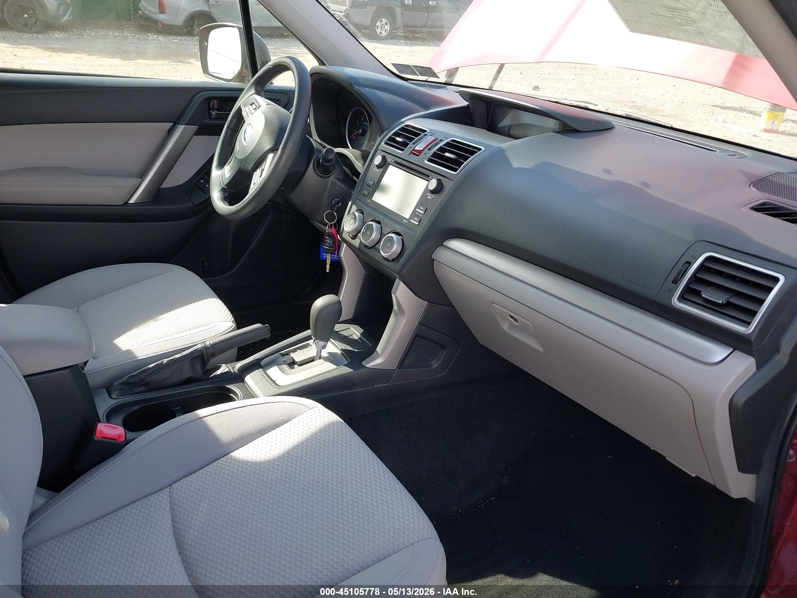 2016 Subaru Forester 2.5i Burgundy vin: JF2SJABC2GH567858