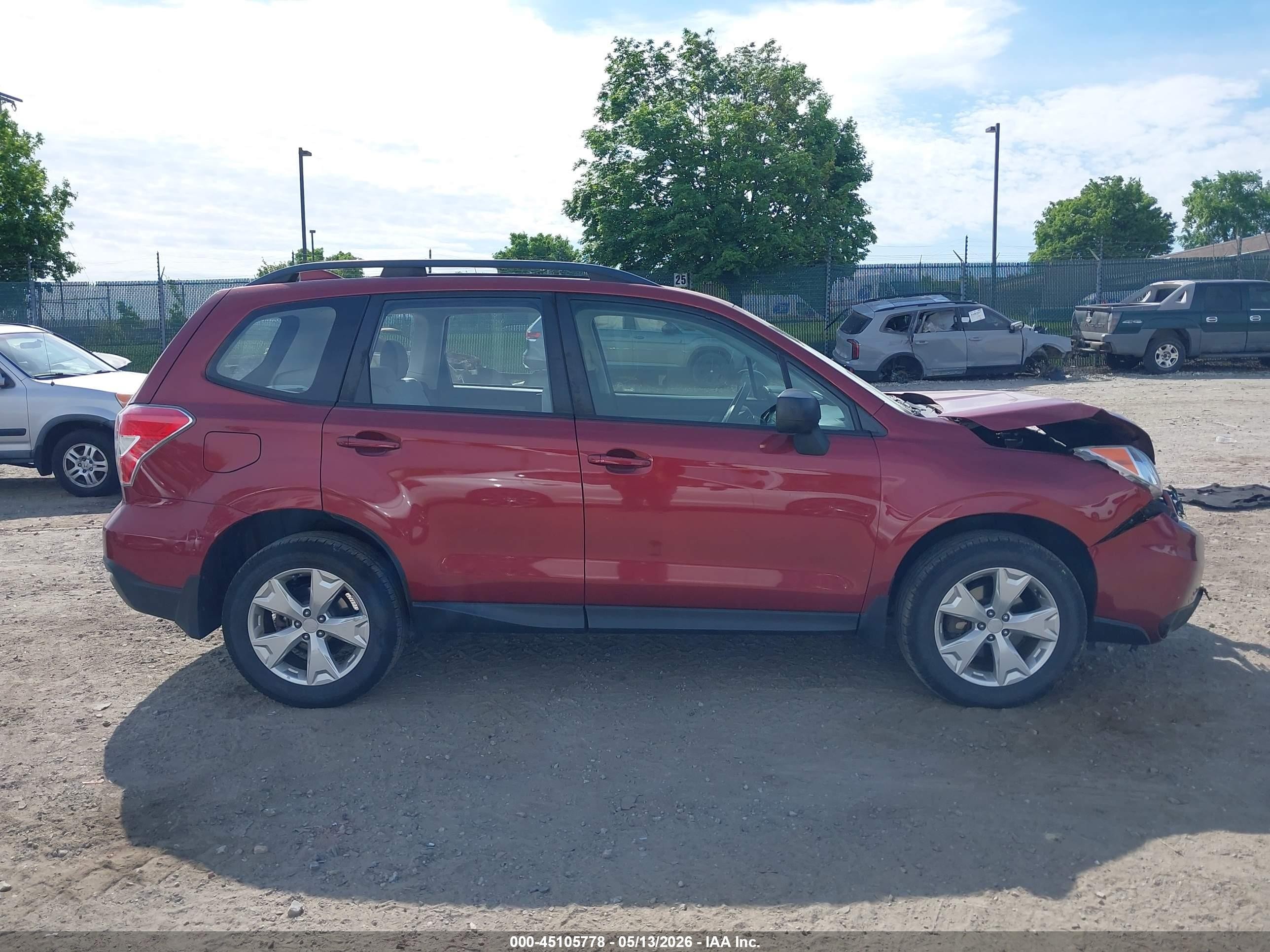 2016 Subaru Forester 2.5i Burgundy vin: JF2SJABC2GH567858