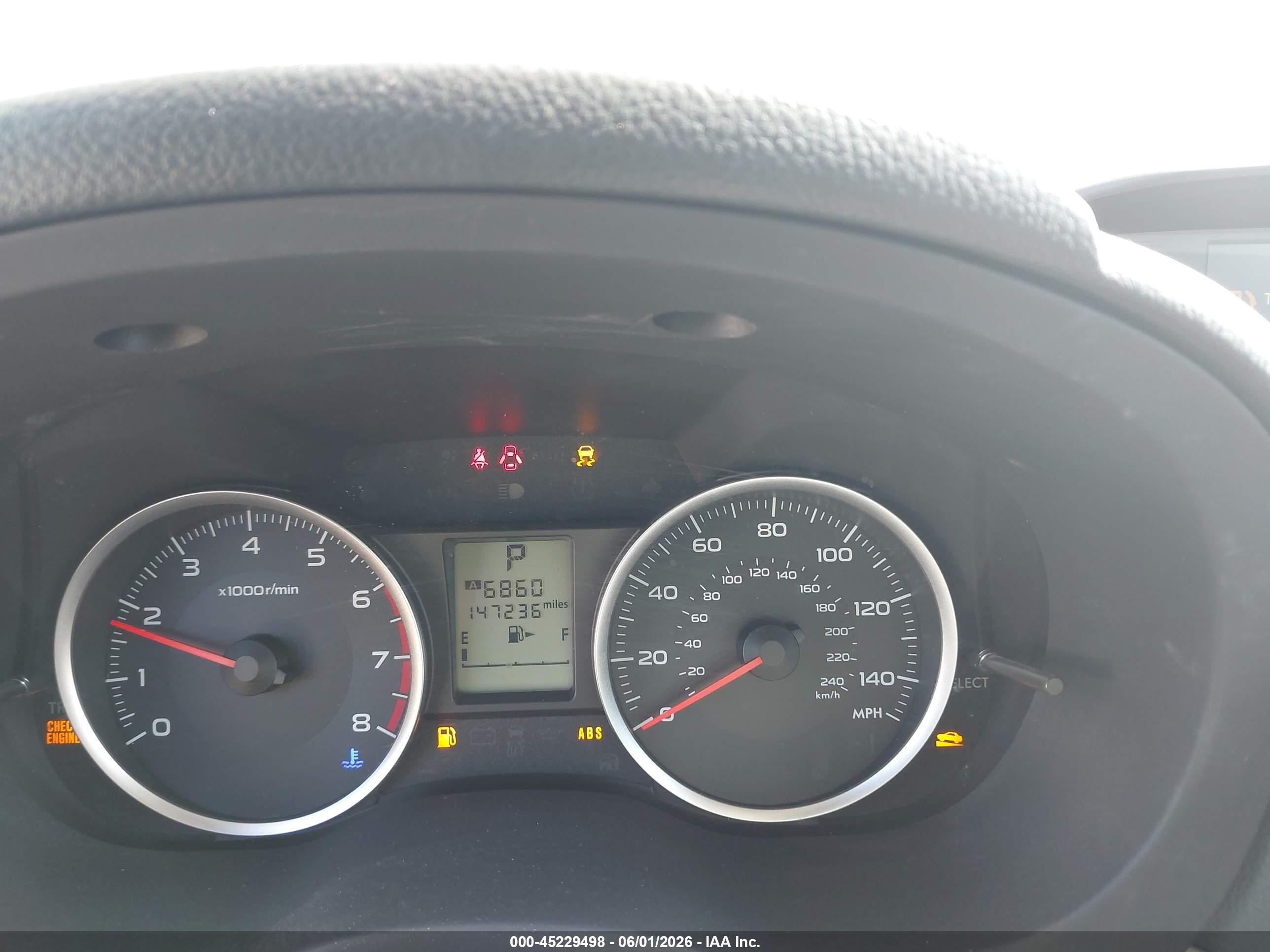 2015 Subaru Forester 2.5i Серебряный vin: JF2SJABC3FH419717