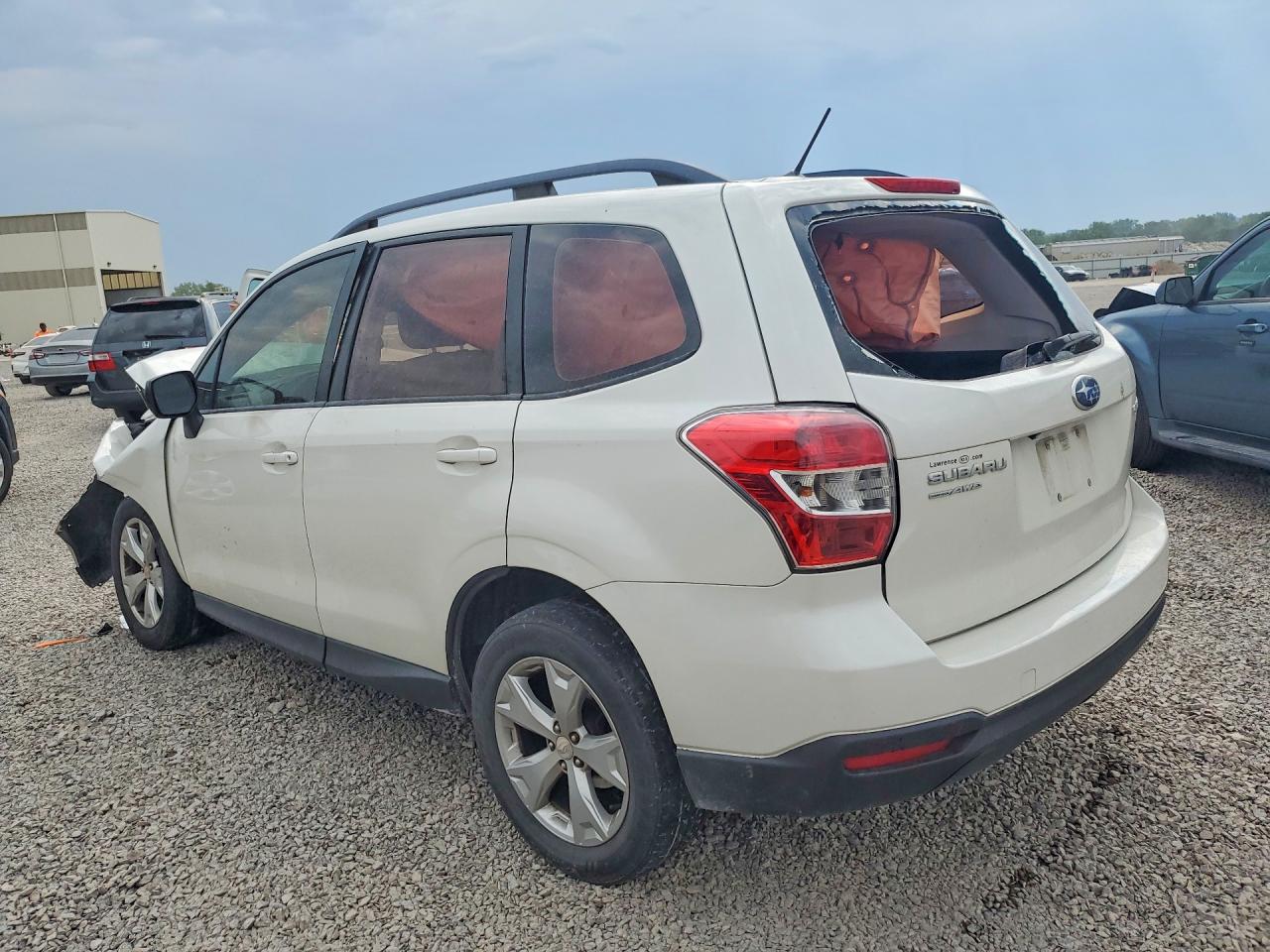 2015 Subaru Forester 2.5i Белый vin: JF2SJABC3FH470831