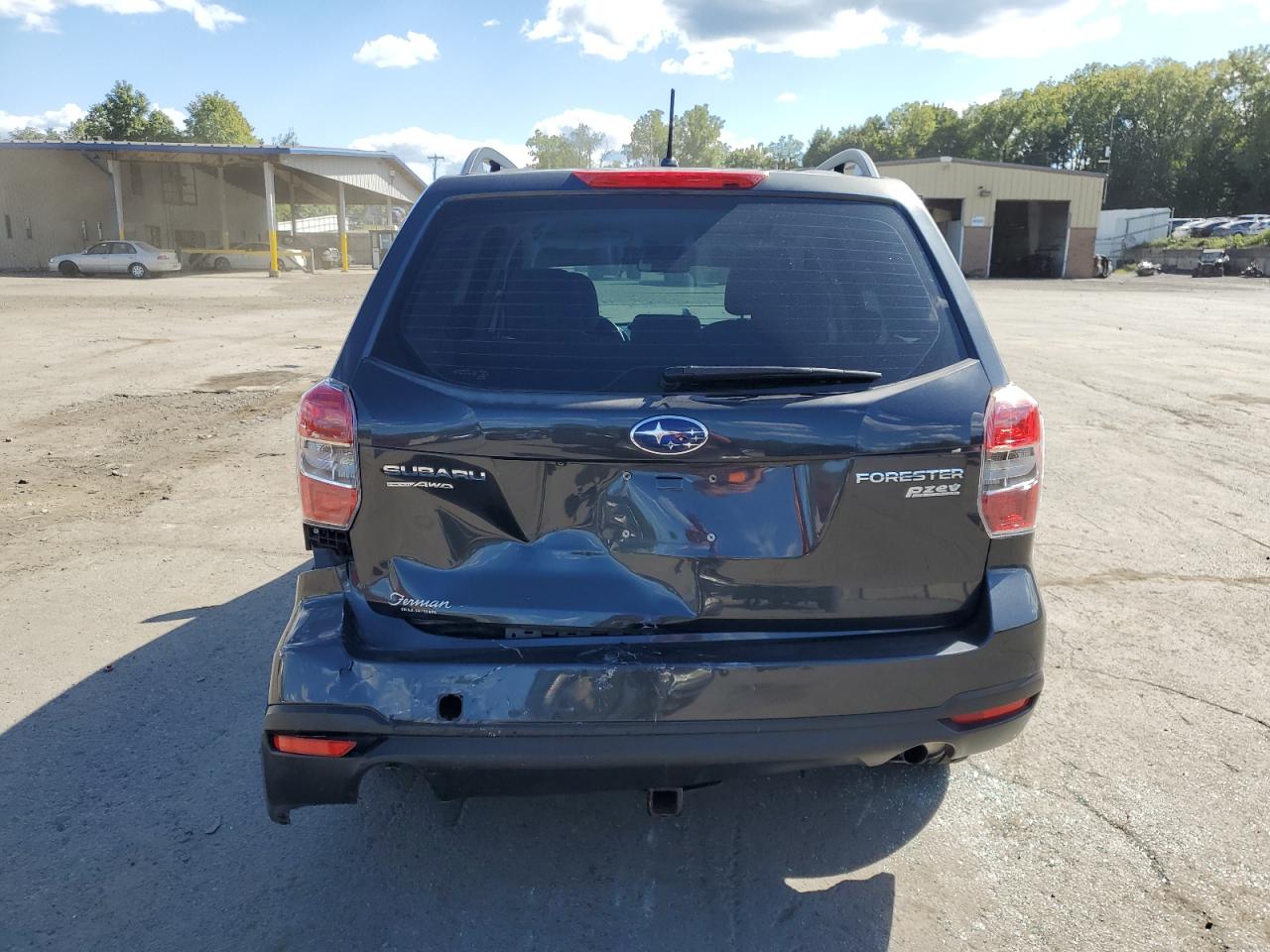 2015 Subaru Forester 2.5i Charcoal vin: JF2SJABC3FH502824