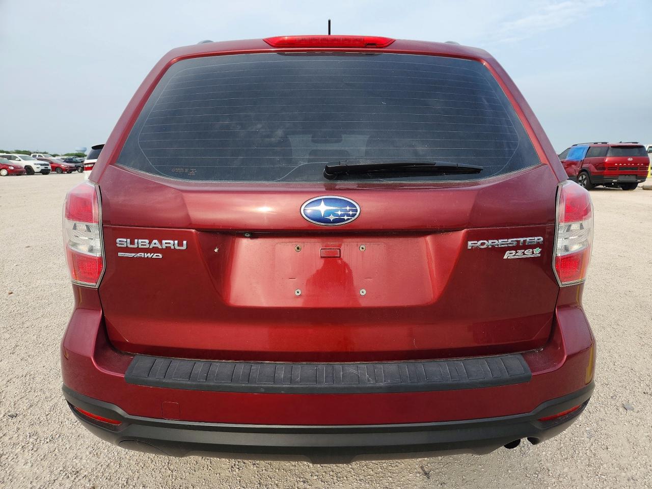 2015 Subaru Forester 2.5i Red vin: JF2SJABC3FH570511
