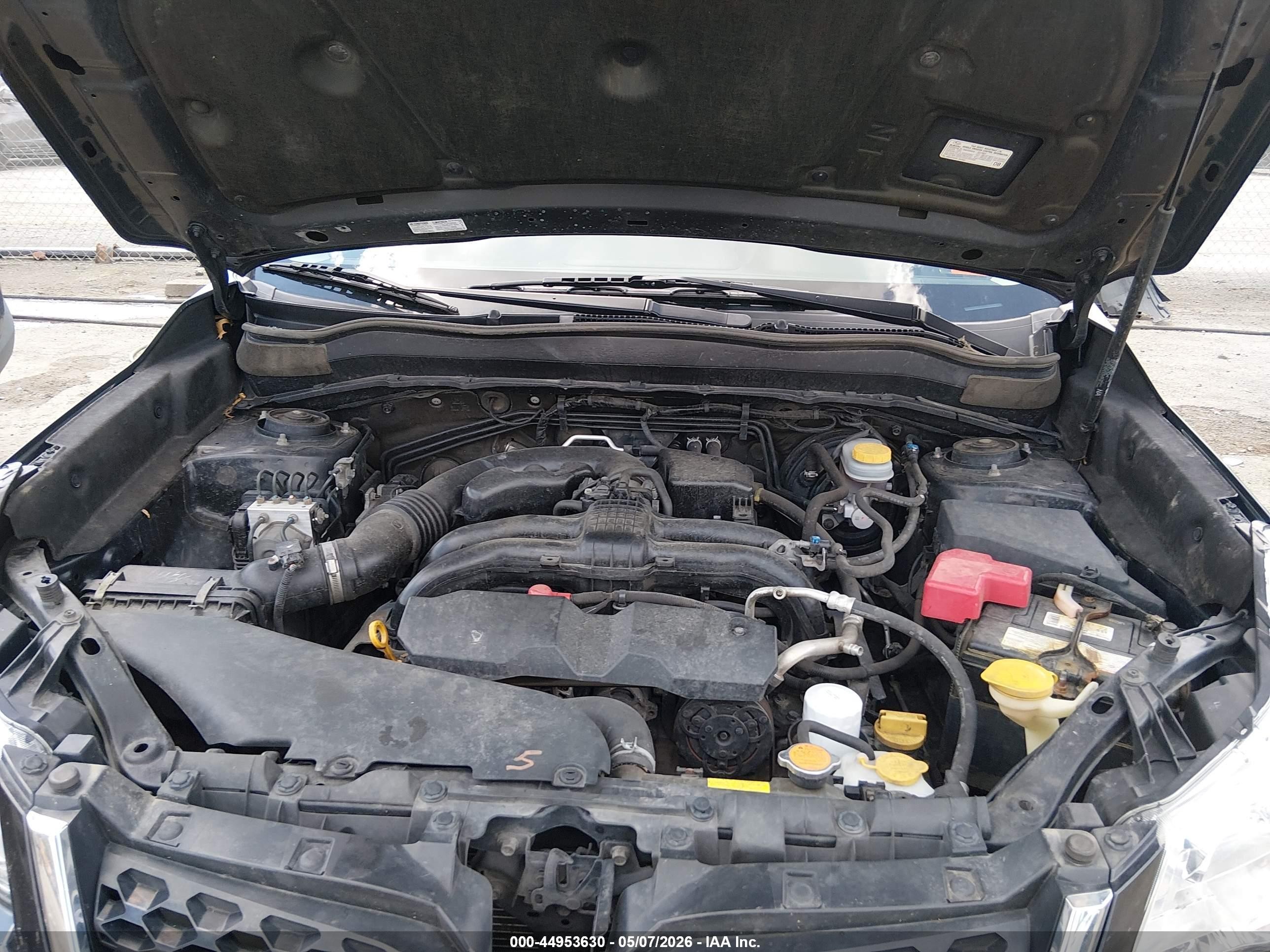 2015 Subaru Forester 2.5i Серый vin: JF2SJABC3FH802136