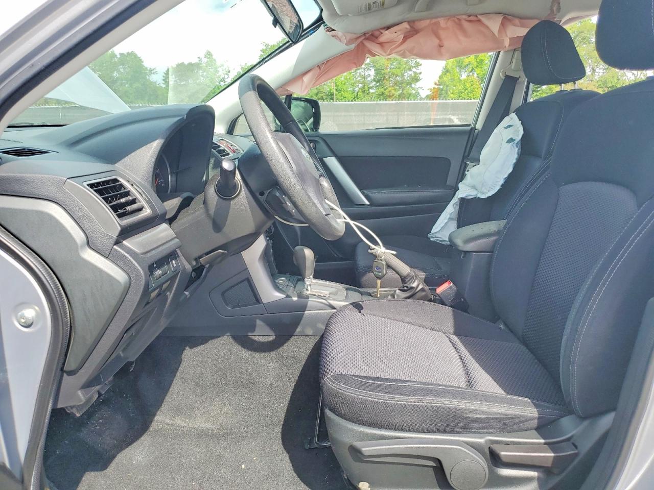 2016 Subaru Forester 2.5i Silver vin: JF2SJABC3GH535680