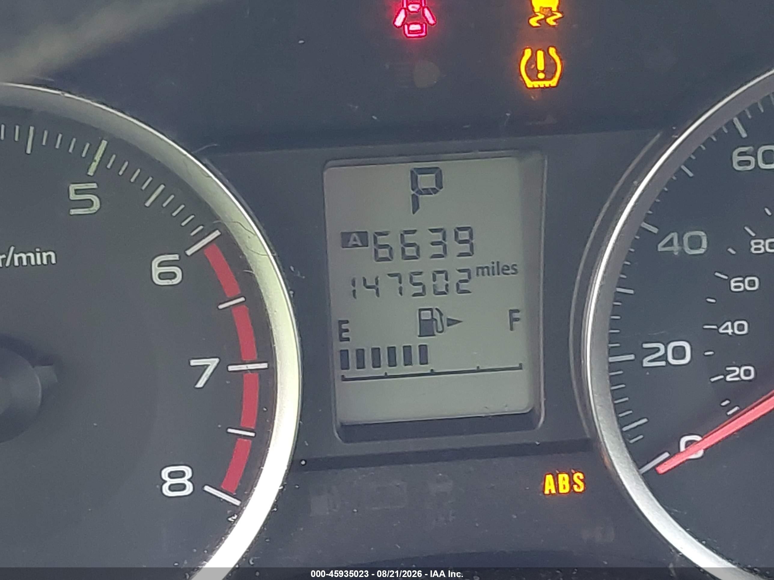 2015 Subaru Forester 2.5i Серебряный vin: JF2SJABC4FH456422