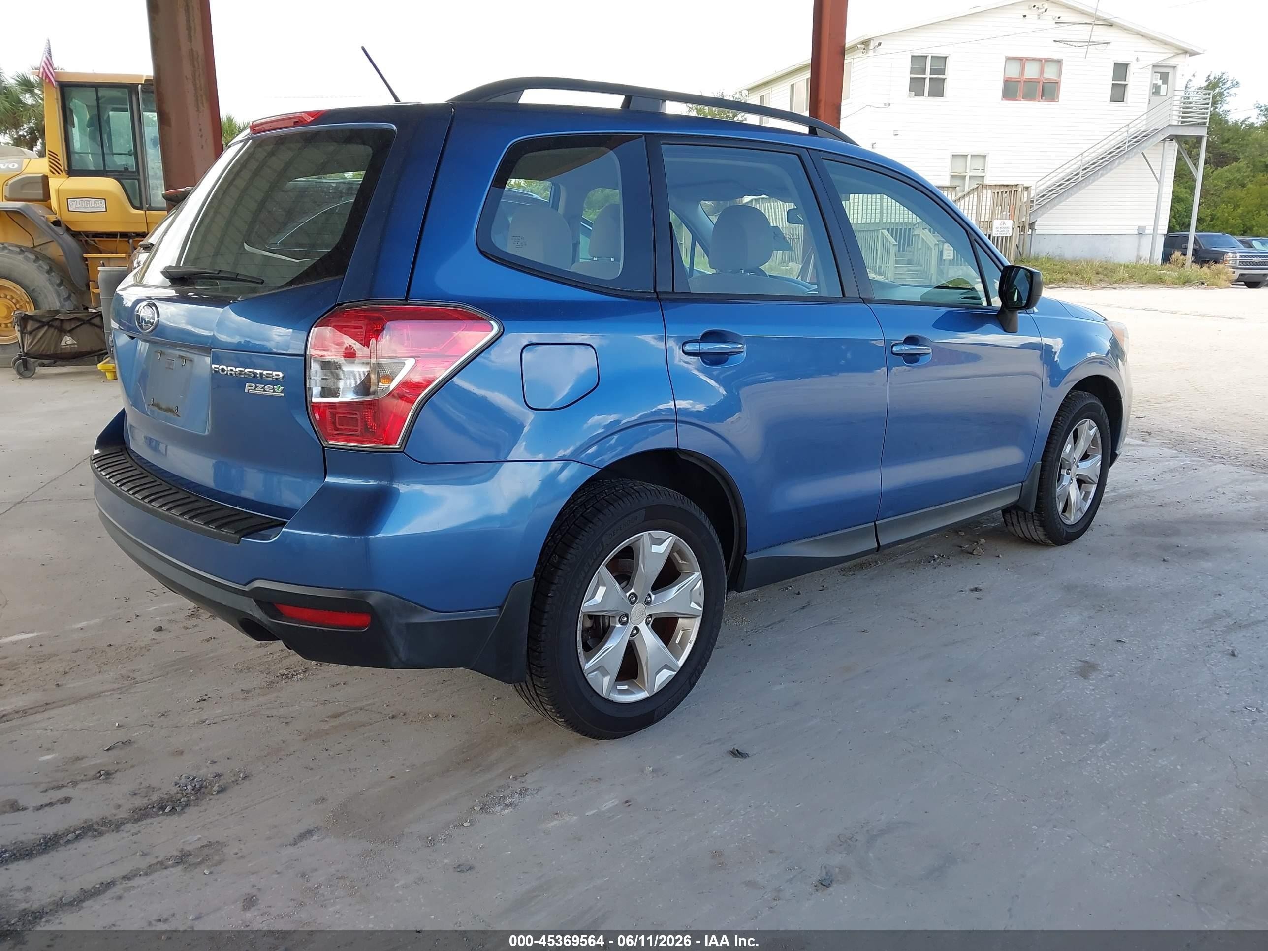 2015 Subaru Forester 2.5i Blue vin: JF2SJABC4FH536898