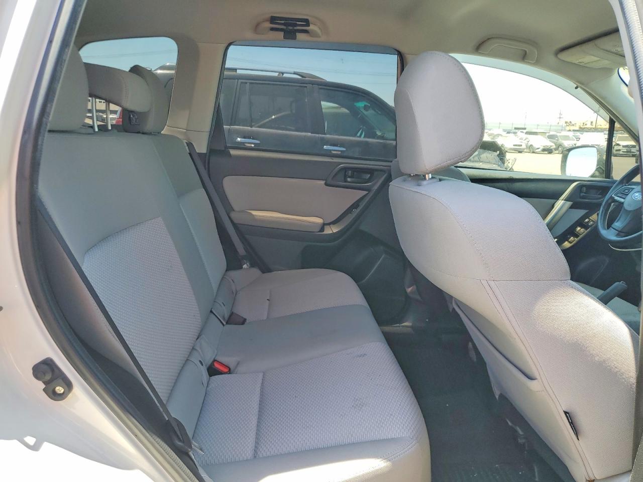 2016 Subaru Forester 2.5i White vin: JF2SJABC4GH507354