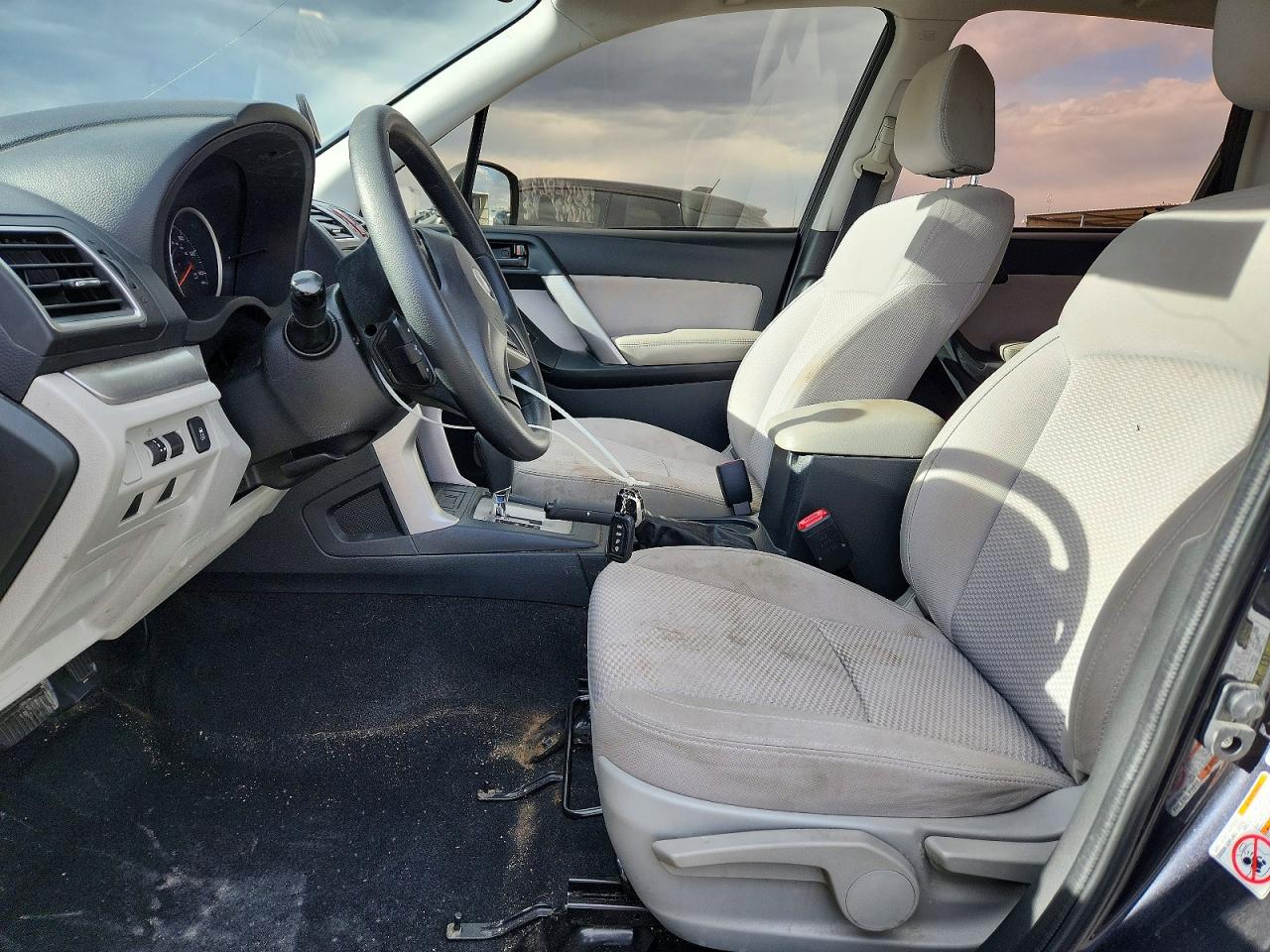 2016 Subaru Forester 2.5i Gray vin: JF2SJABC4GH565125