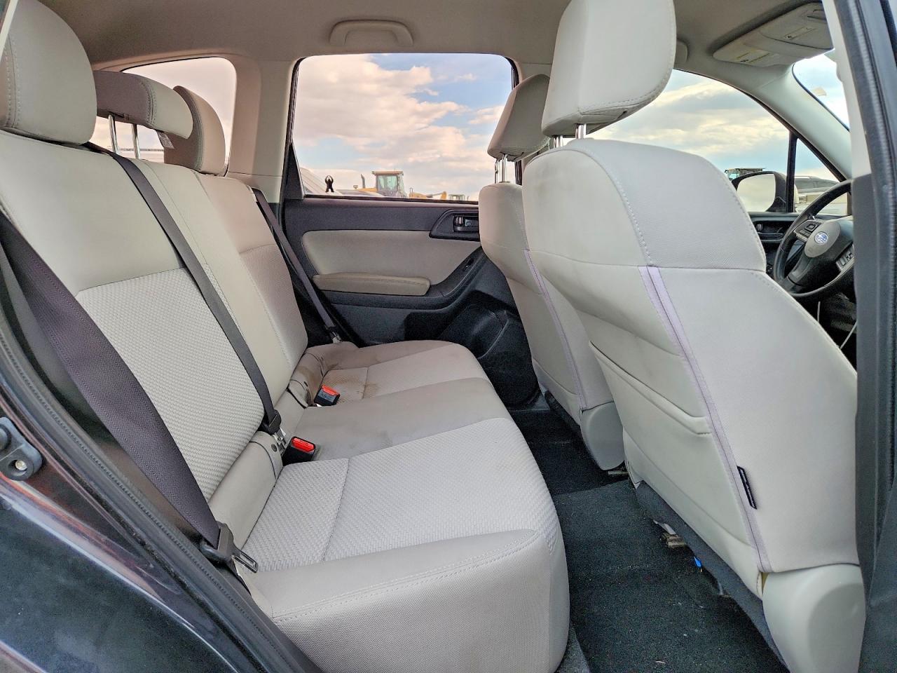 2016 Subaru Forester 2.5i Gray vin: JF2SJABC4GH565125