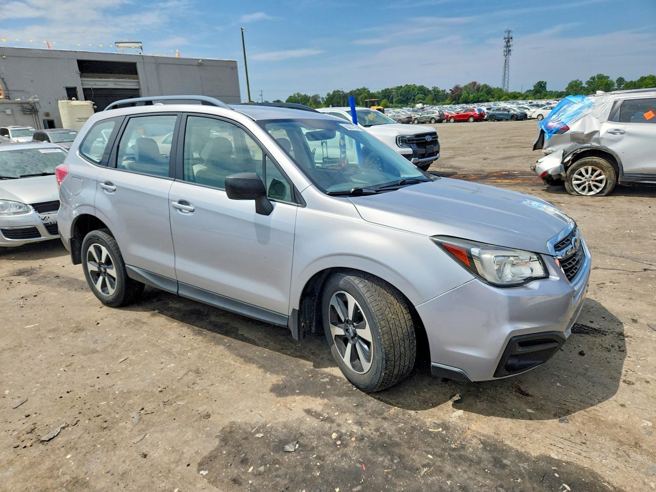 2018 Subaru Forester 2.5i Silver vin: JF2SJABC4JH400800