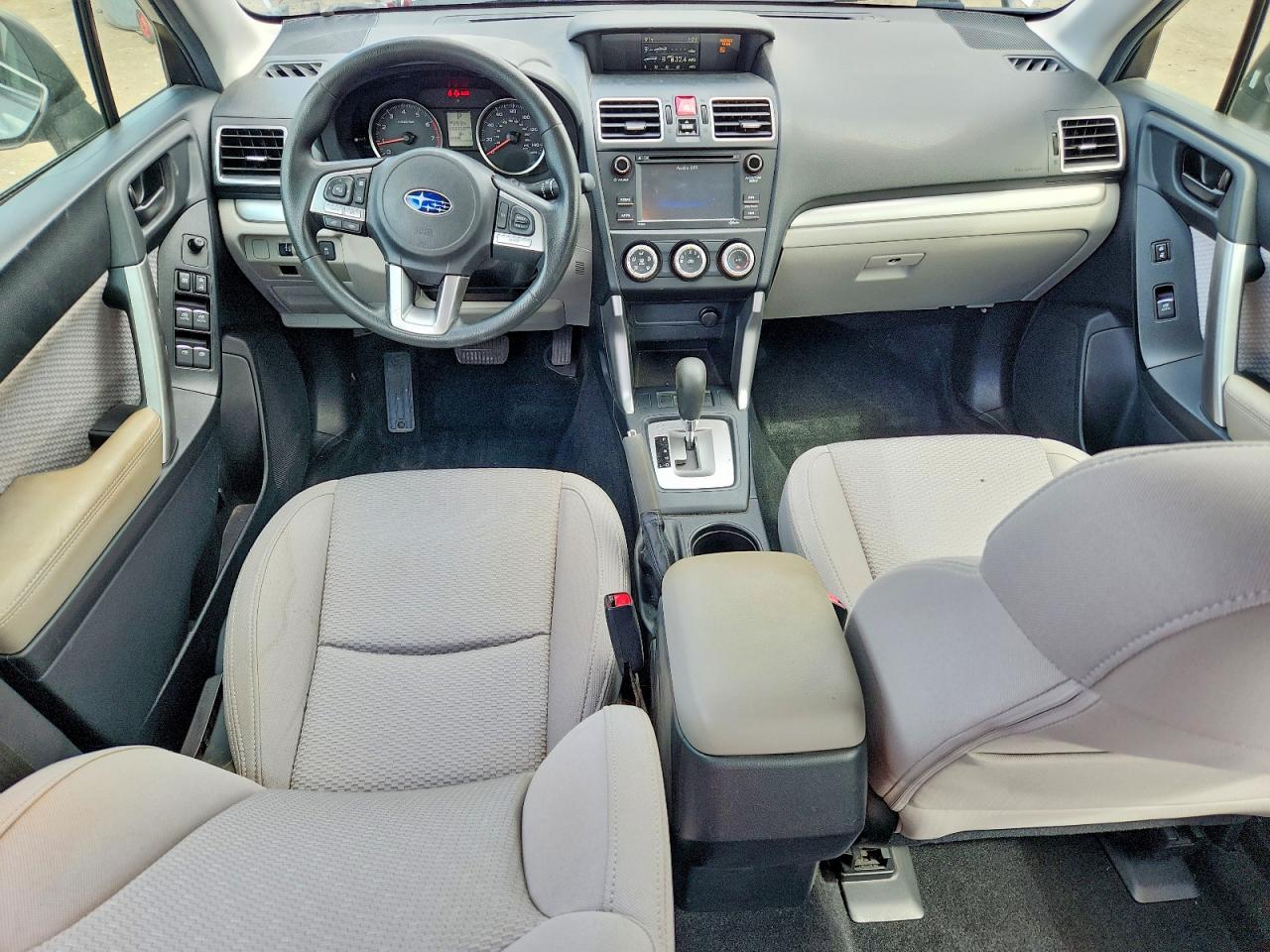2018 Subaru Forester 2.5i Silver vin: JF2SJABC4JH400800
