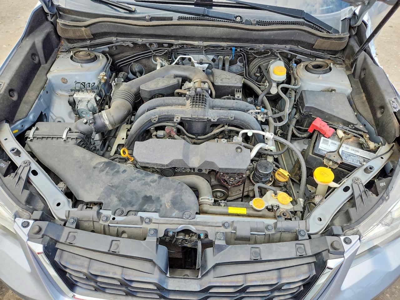 2018 Subaru Forester 2.5i Silver vin: JF2SJABC4JH400800