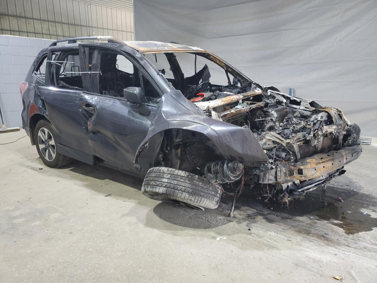 2018 Subaru Forester 2.5i Серый vin: JF2SJABC4JH436518