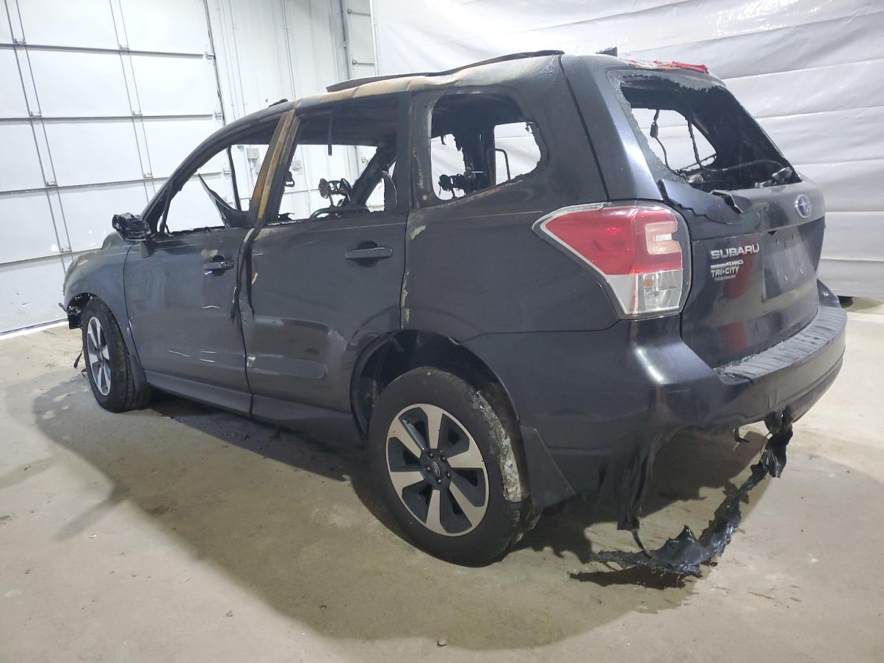 2018 Subaru Forester 2.5i Серый vin: JF2SJABC4JH436518