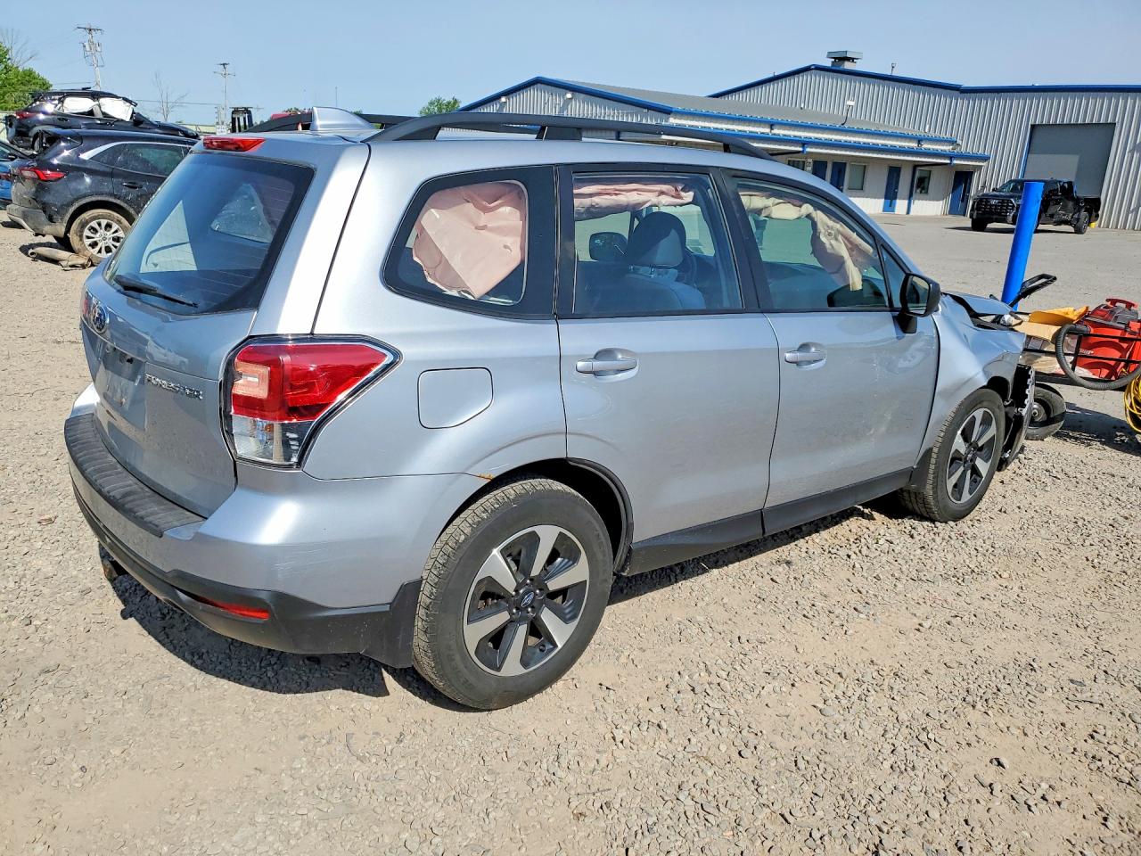 2018 Subaru Forester 2.5i Silver vin: JF2SJABC4JH451620