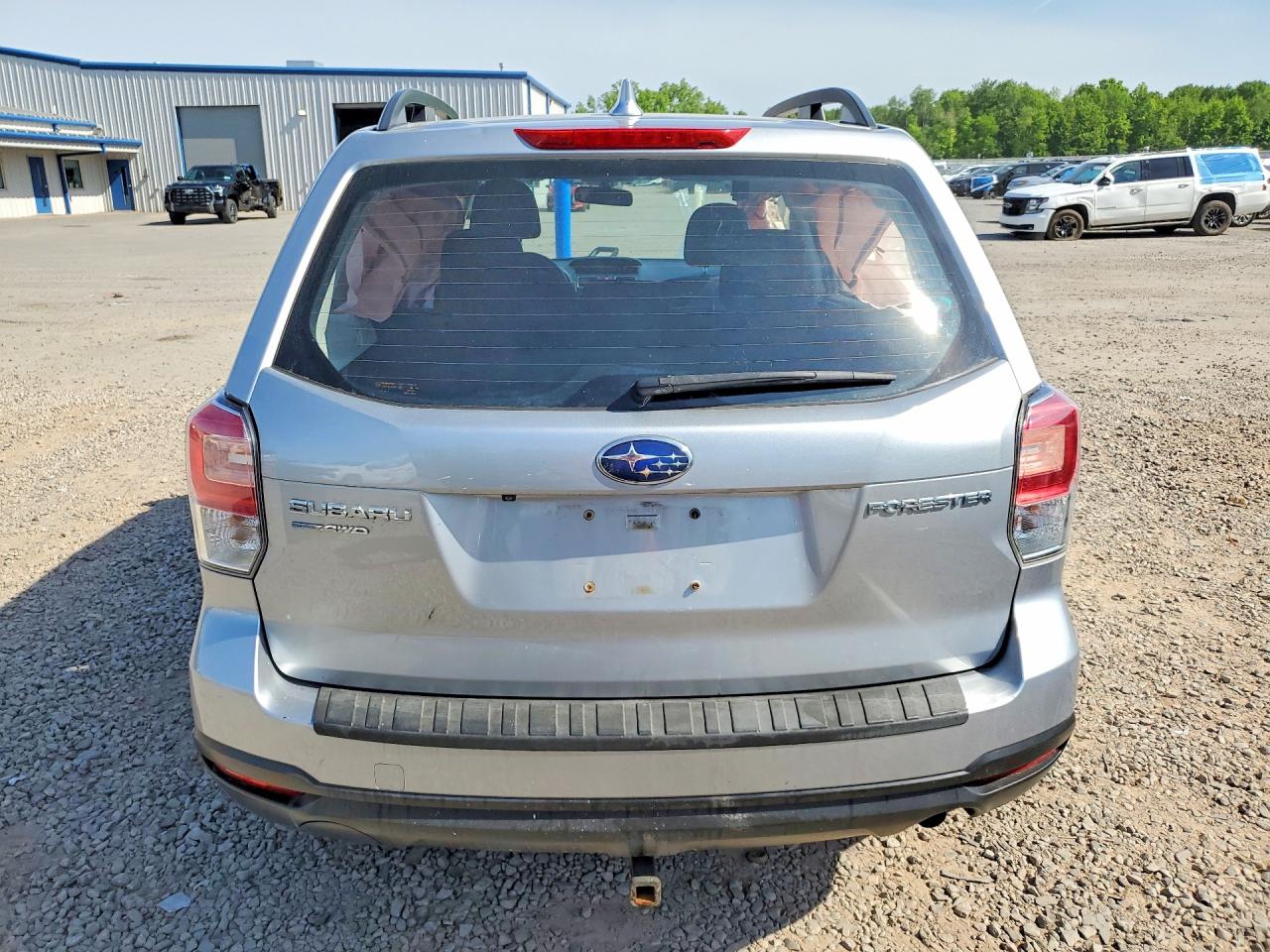 2018 Subaru Forester 2.5i Silver vin: JF2SJABC4JH451620