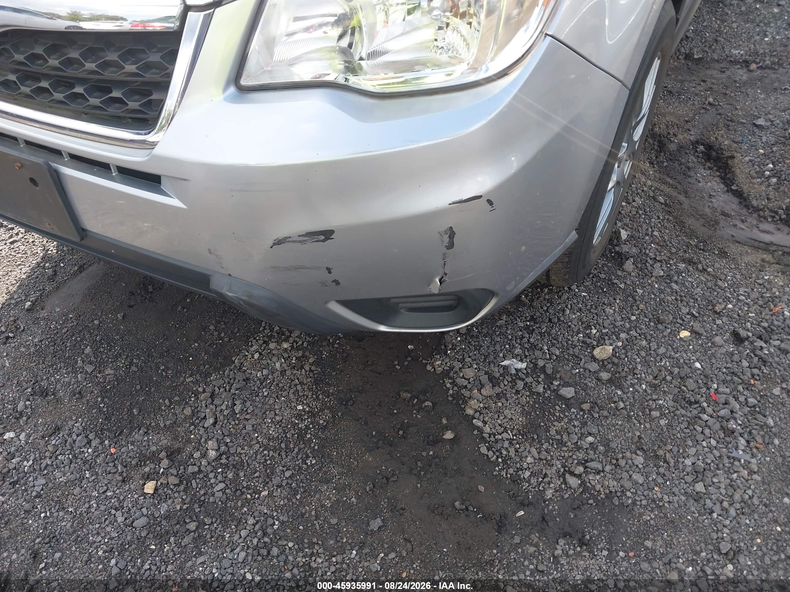 2015 Subaru Forester 2.5i Silver vin: JF2SJABC5FH527918