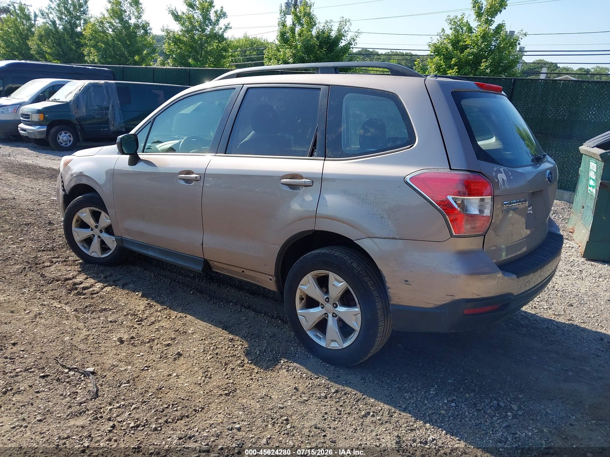 2015 Subaru Forester 2.5i Бежевый vin: JF2SJABC5FH545562