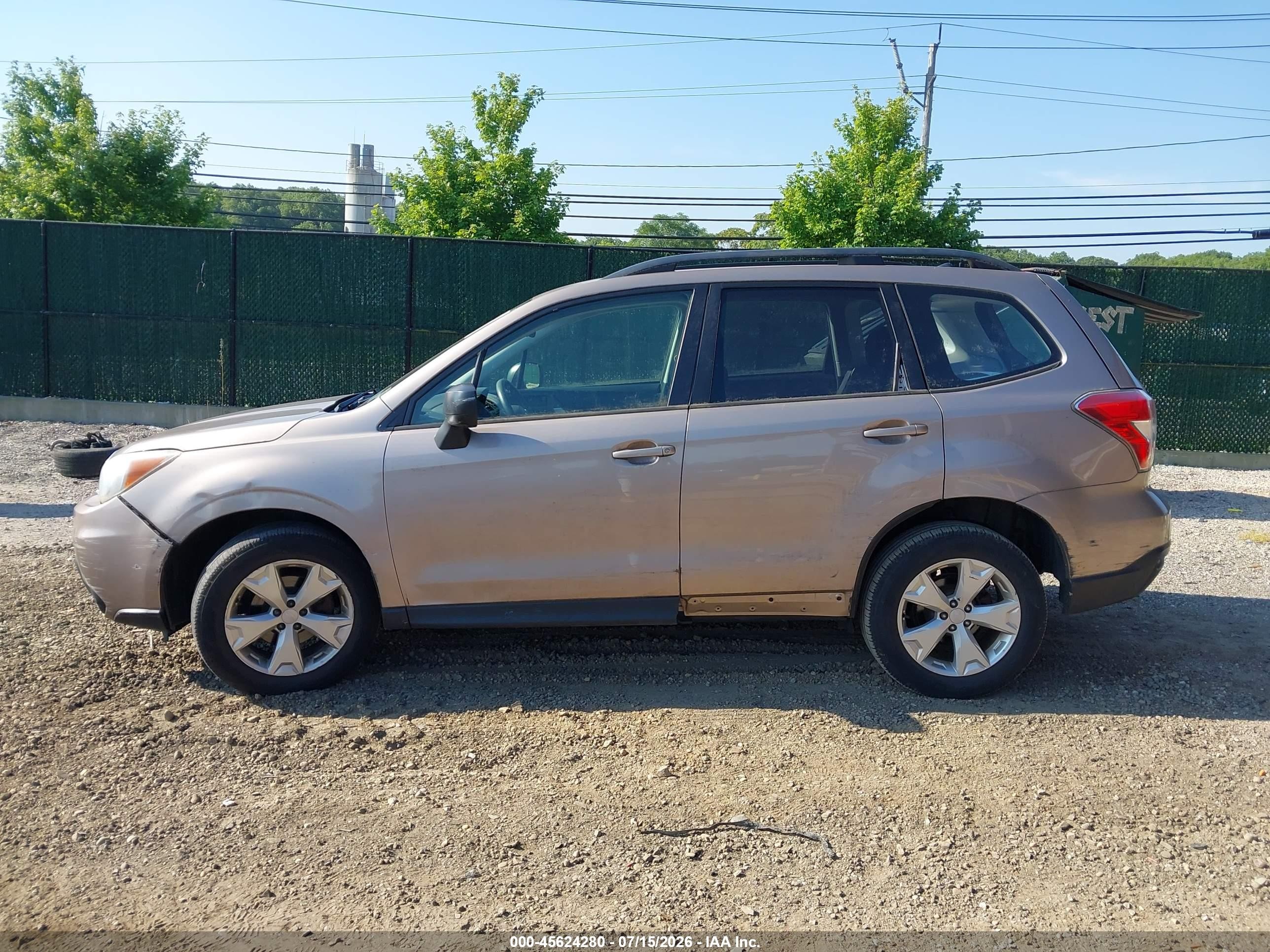 2015 Subaru Forester 2.5i Бежевый vin: JF2SJABC5FH545562